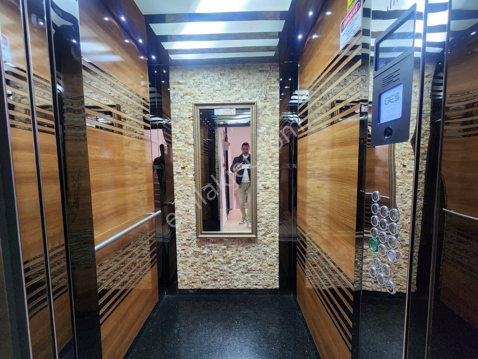 Karınca'dan Akdeniz Mh'de Kapanmaz Deniz Manzaralı 2+1 Satılık - Görsel 26