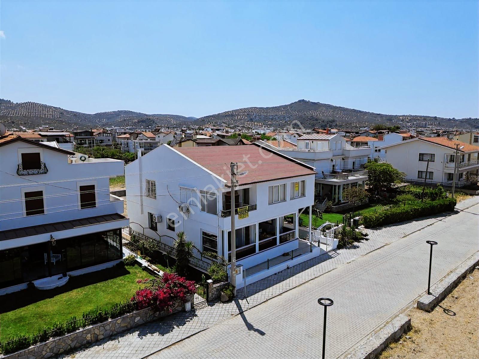 Onmax Burhaniye İskelede Denize Sıfır Körfez Manzaralı 3+1 Daire - Görsel 3