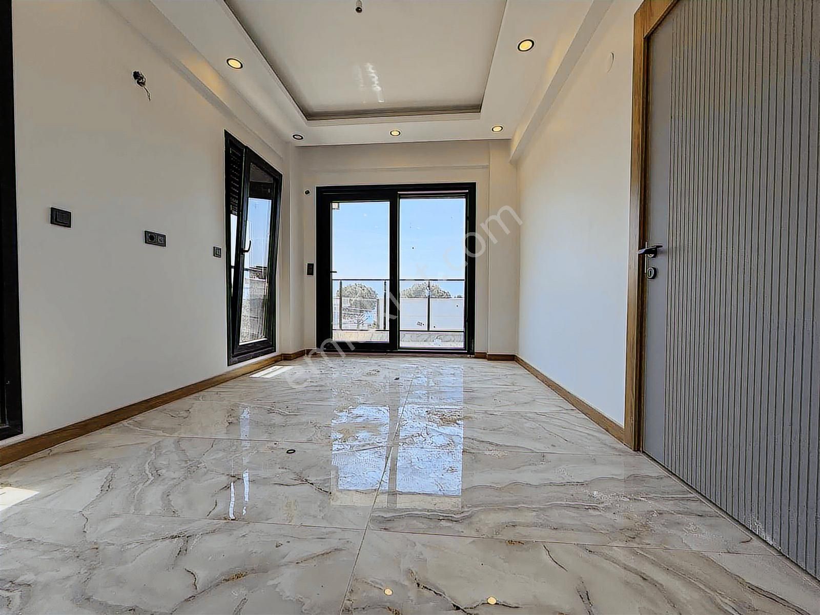 Onmax Pelitköy'de Satılık Takasa Açık 4+1 180 M2 Müstakil Villa - Görsel 34