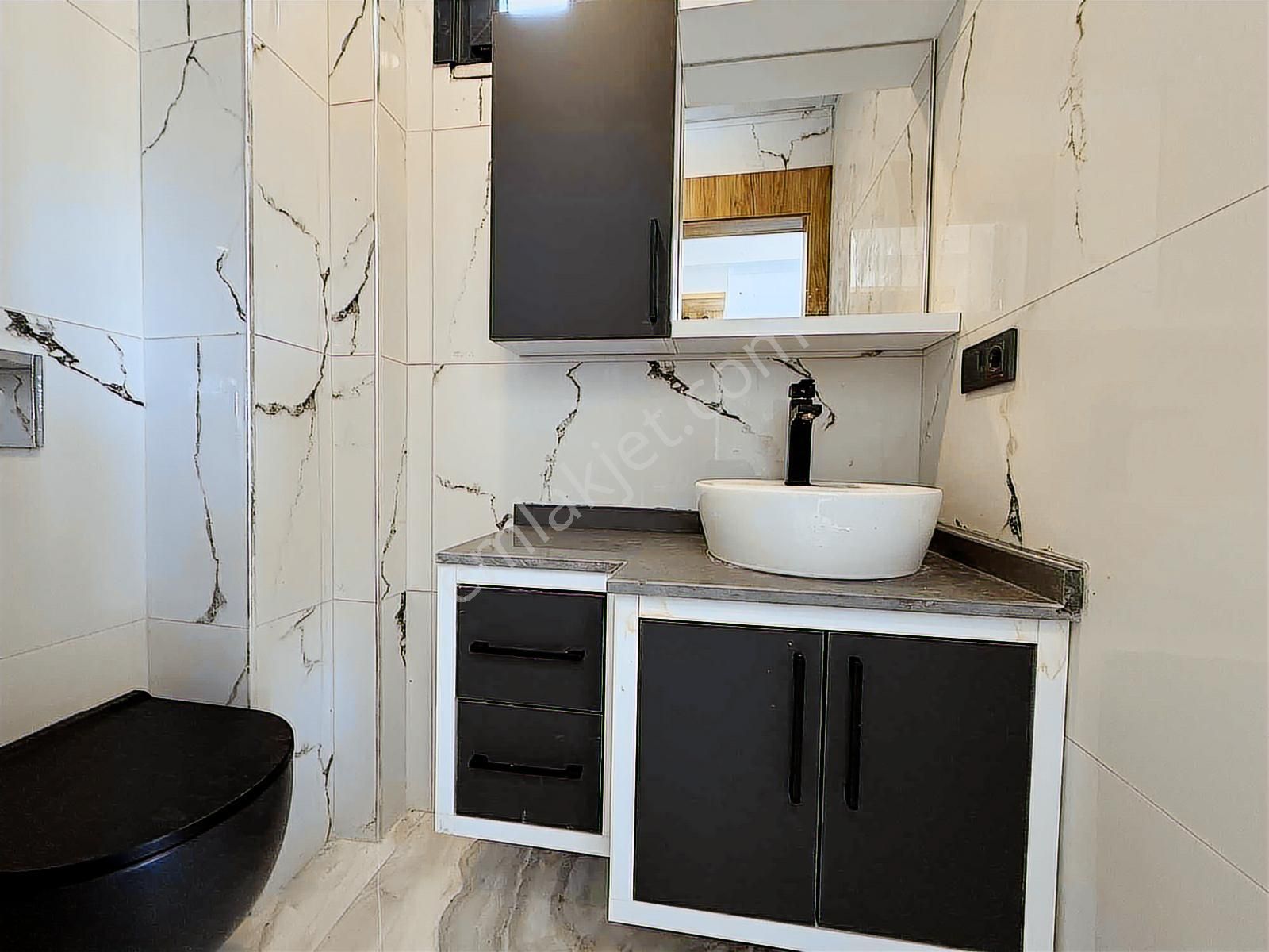 Onmax Pelitköy'de Satılık Takasa Açık 4+1 180 M2 Müstakil Villa - Görsel 27