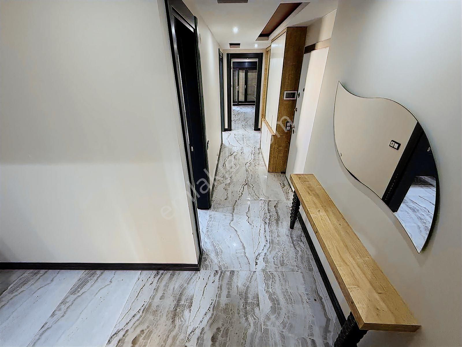 Onmax Burhaniye Merkez'de Satılık 3+1 150 M2 Lüx Daire - Görsel 19