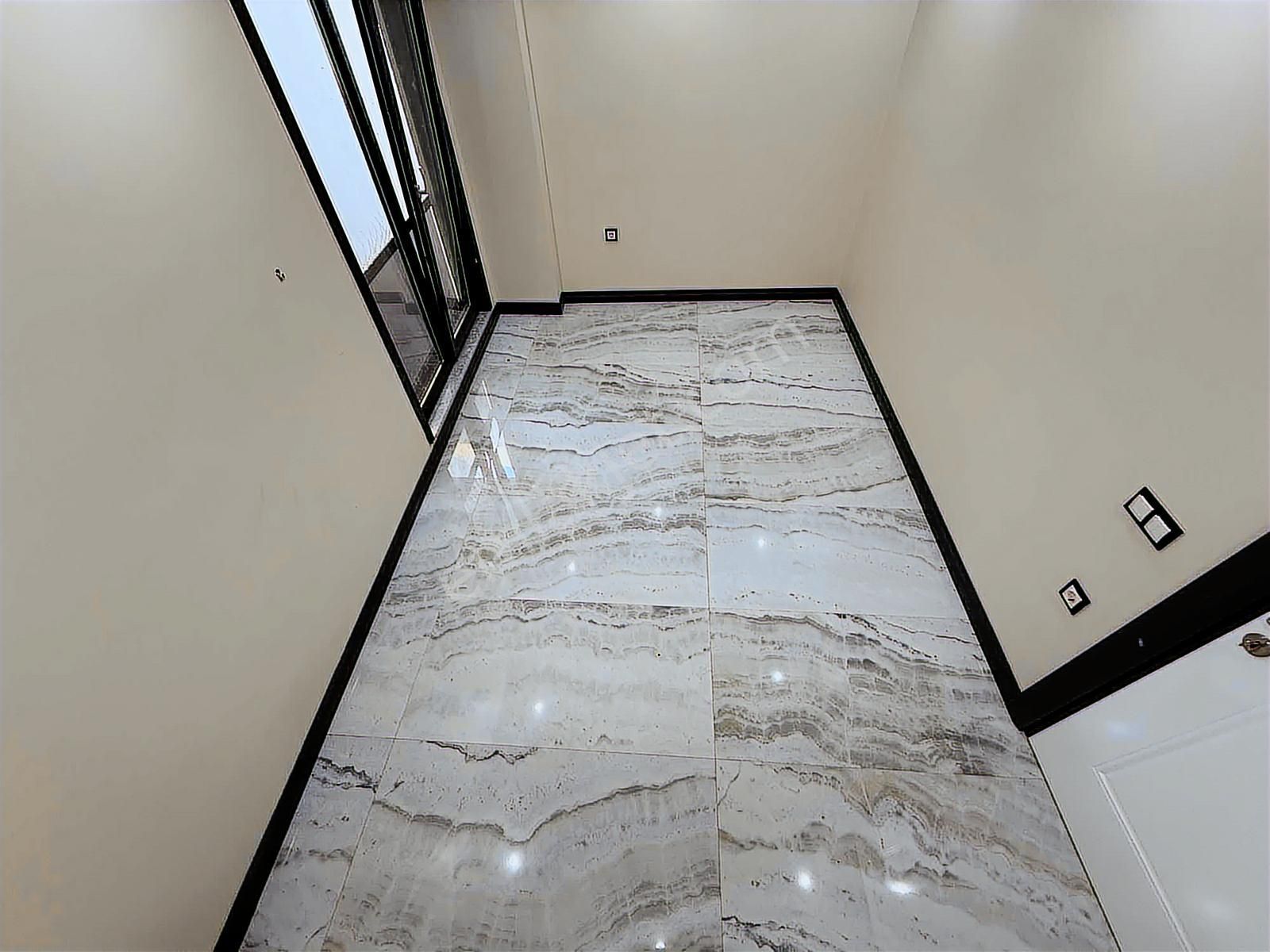 Onmax Burhaniye Merkez'de Satılık 3+1 150 M2 Lüx Daire - Görsel 13