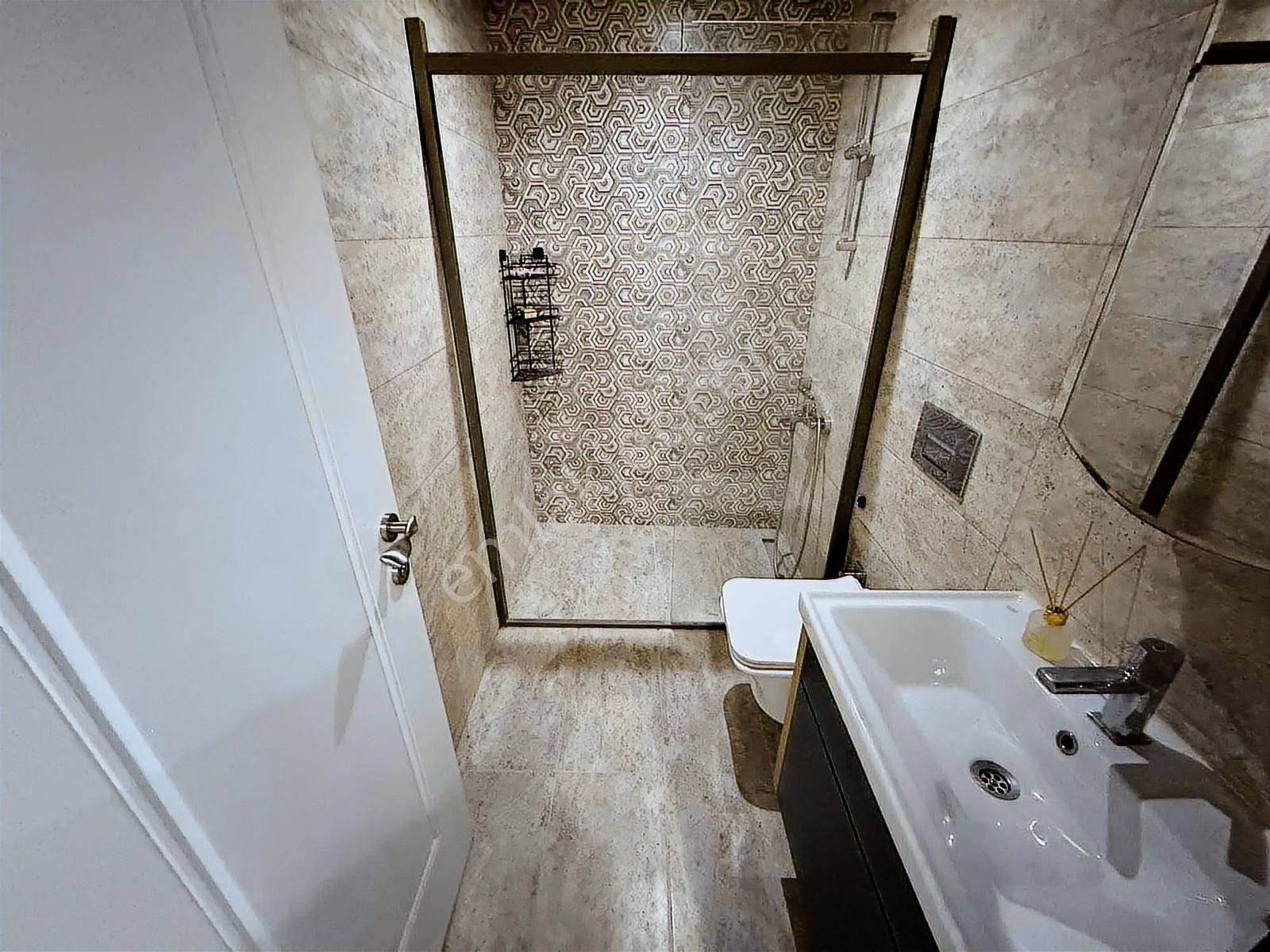 Onmax Burhaniye Merkez'de Satılık 3+1 150 M2 Lüx Daire - Görsel 9
