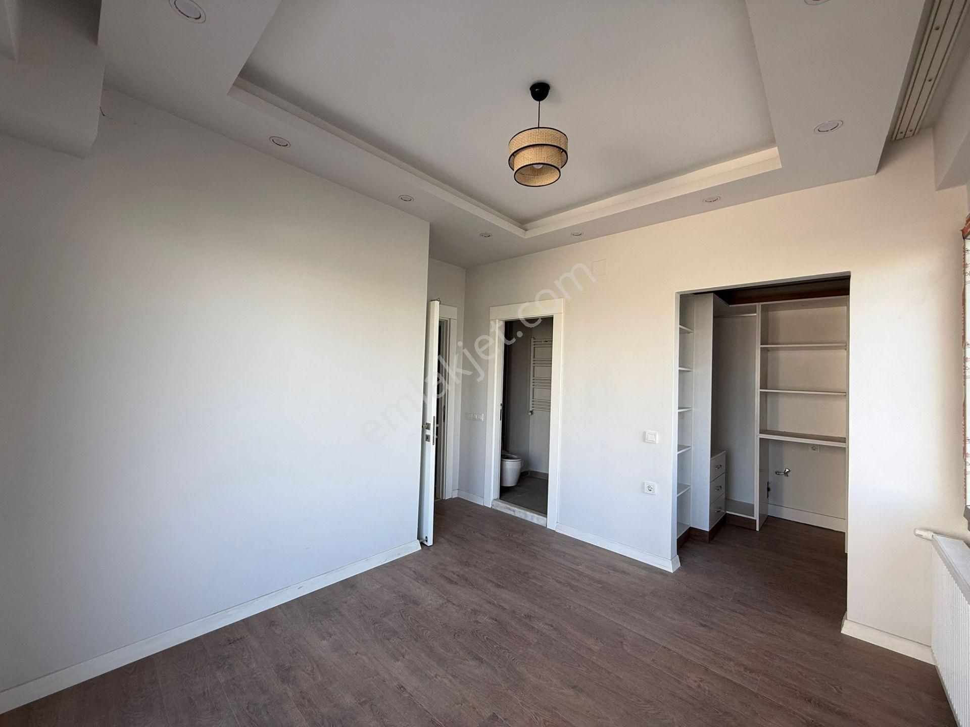 Karınca'dan 75.yıl'da D.gazlı Ankastreli 2+1 Satılık Daire! - Görsel 10