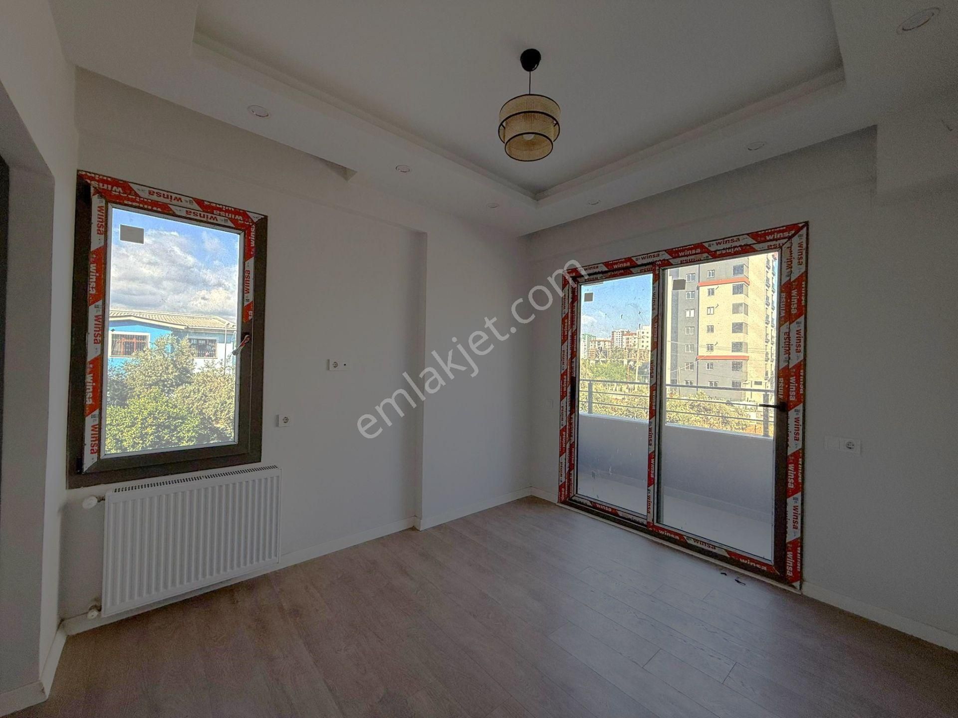 Karınca'dan 75.yıl'da D.gazlı Ankastreli 2+1 Satılık Daire! - Görsel 14