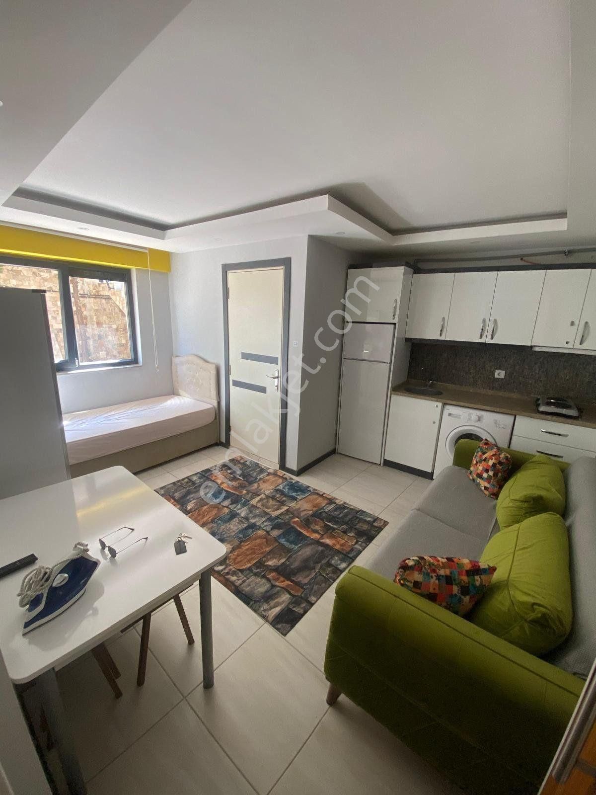 Siteler Mahallesinde Forum Çamlığa Yürüme Mesafesinde Eşyalı 1+0 Apart A171