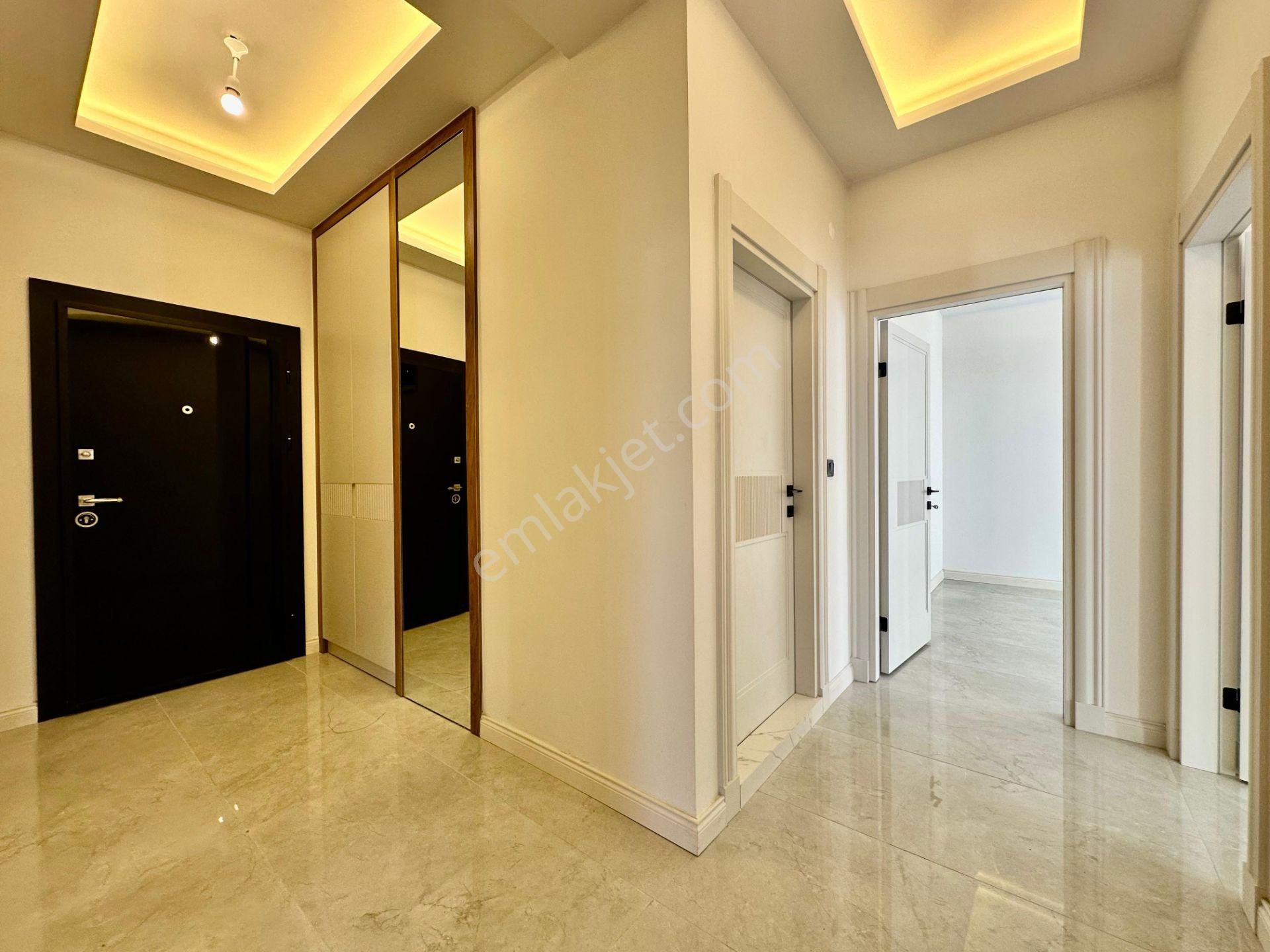 ⭐ay Emlaktan⭐akçay Altınkum'da Denize 100 Mt Ön Cephe Arakat Kapalı Balkonlu Satılık 2+1 Lüx Daire - Görsel 18