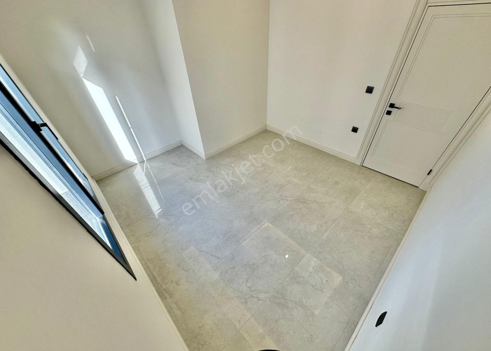 ⭐ay Emlaktan⭐akçay Altınkum'da Denize 100 Mt Ön Cephe Arakat Kapalı Balkonlu Satılık 2+1 Lüx Daire - Görsel 23