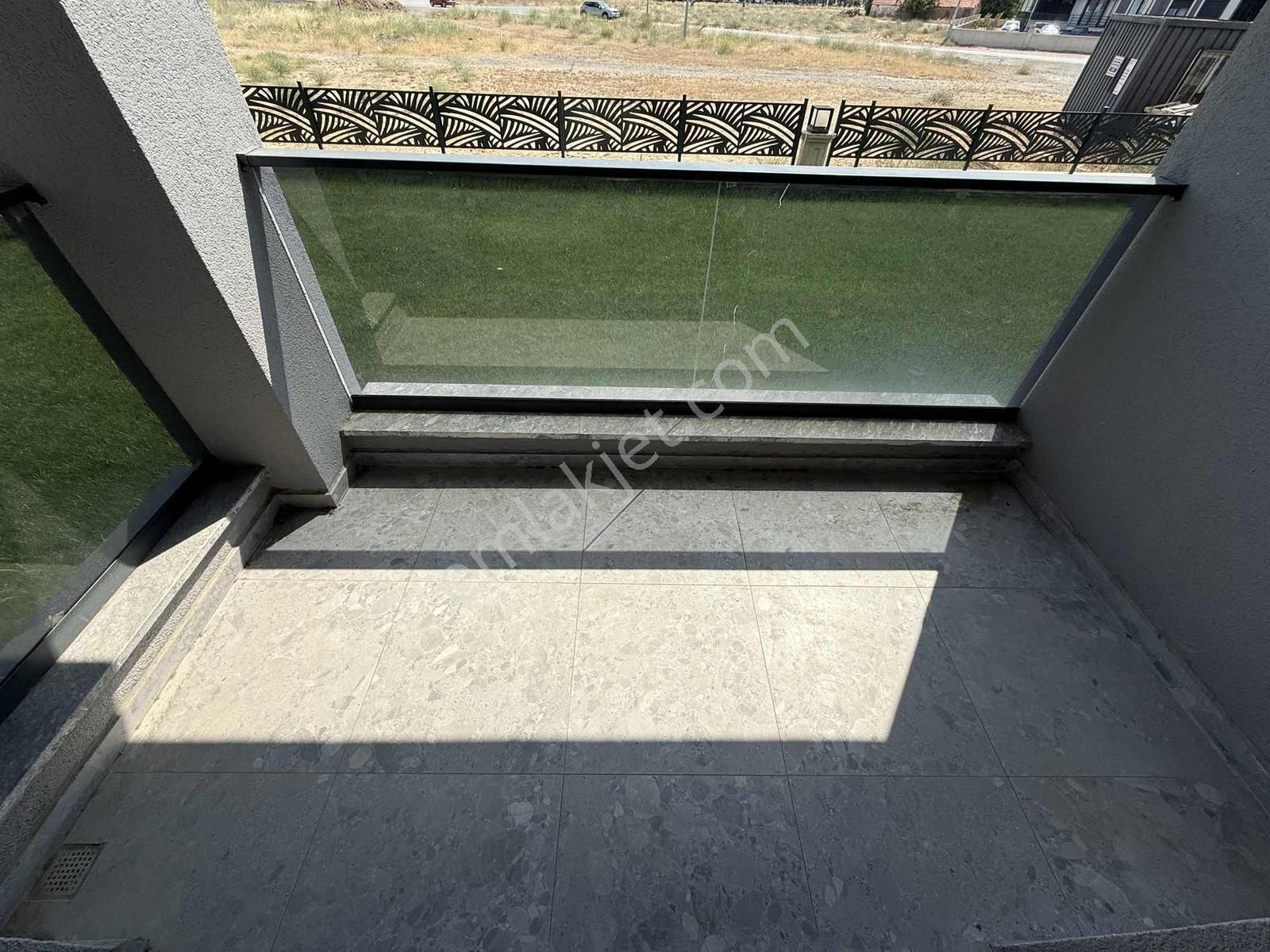 Onmax Bahçelievler'de Satılık Sıfır 2+1 225 M2 Bahçeli Lüx Daire - Görsel 24