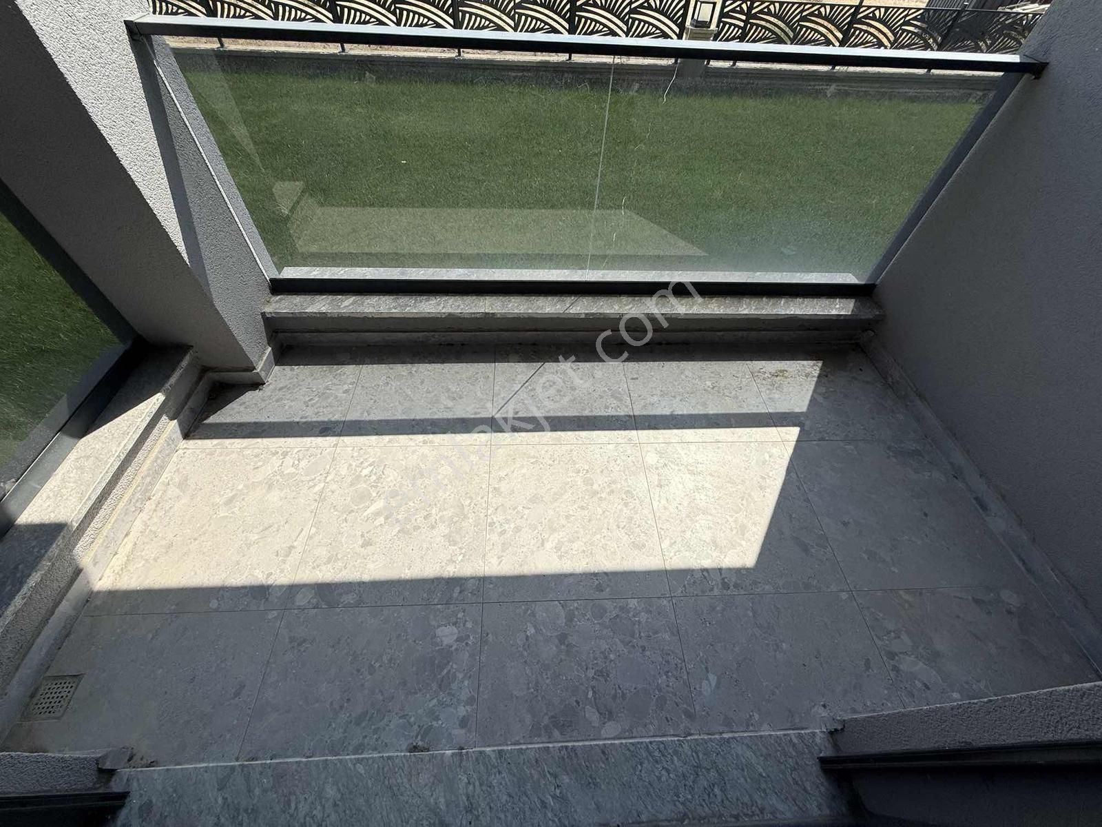 Onmax Bahçelievler'de Satılık Sıfır 2+1 225 M2 Bahçeli Lüx Daire - Görsel 32