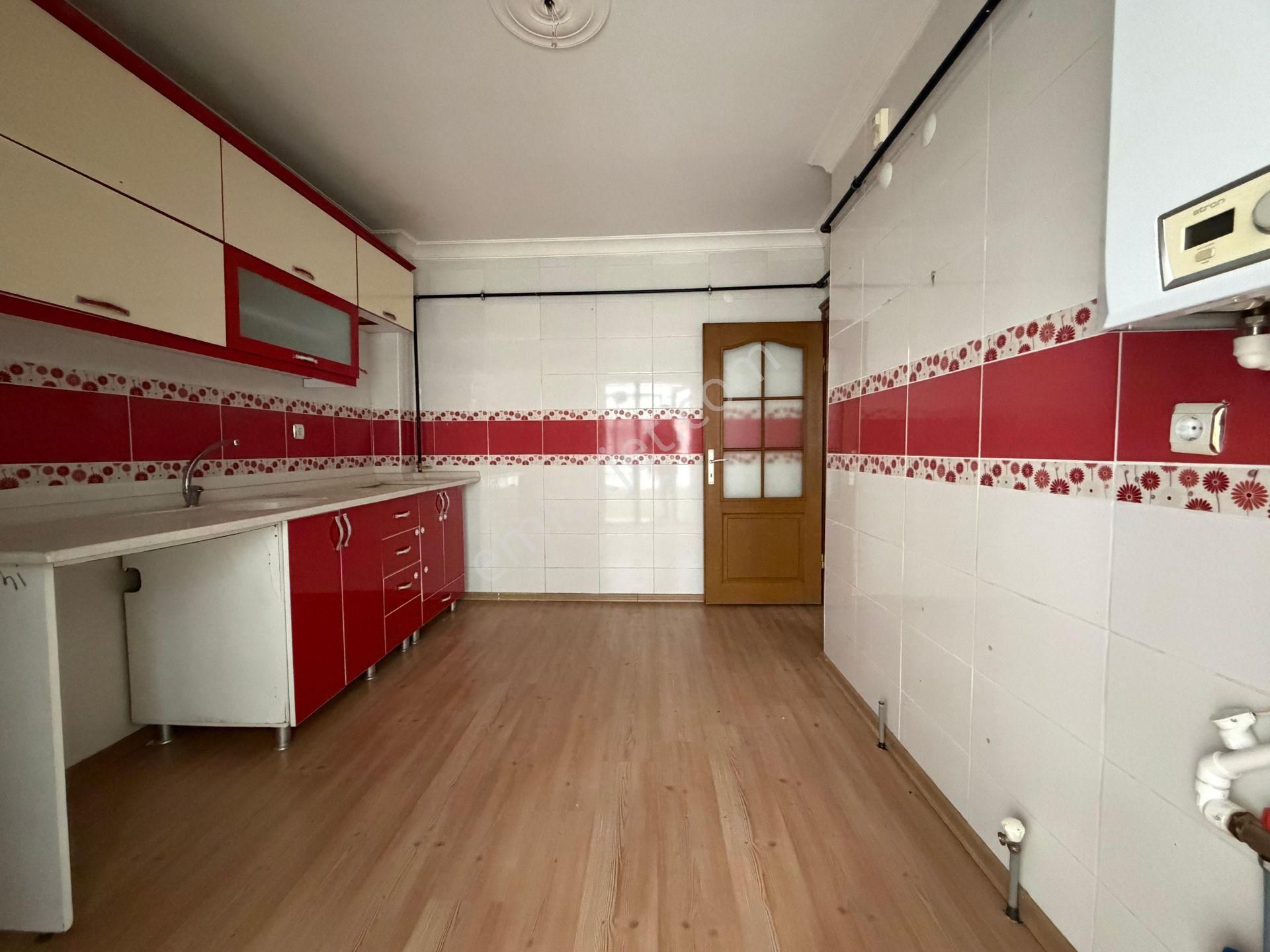 Kalecik Emlak'tan Y. Emre Mahallesin'de 3+1 Masrafsız Daire - Görsel 3