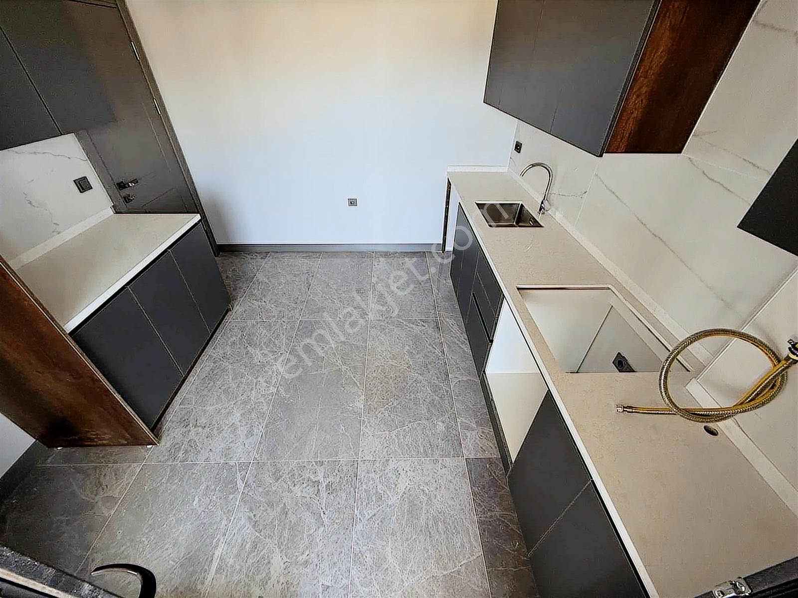 Onmax Bahçelievler'de Satılık Sıfır 2+1 115 M2 Ara Kat Daire - Görsel 5