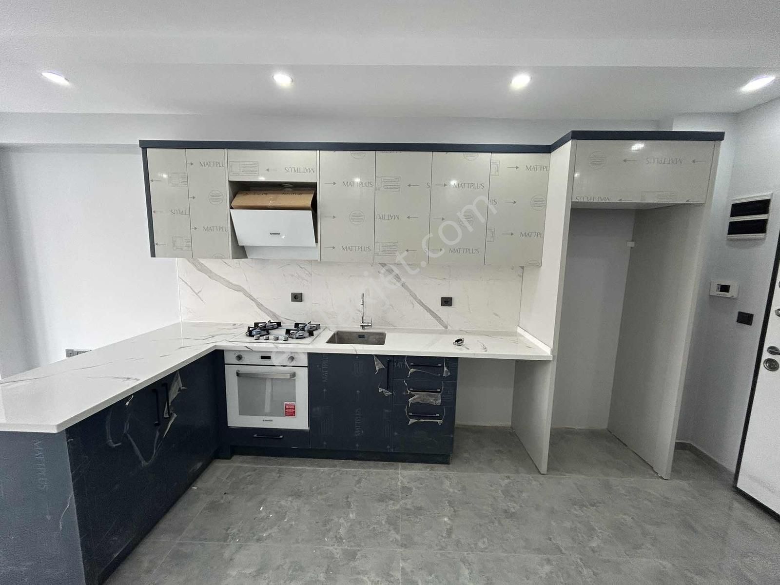Onmax Bahçelievlerde Satılık 70 M2 1+1 Lüx Kullanışlı Daireler - Görsel 8