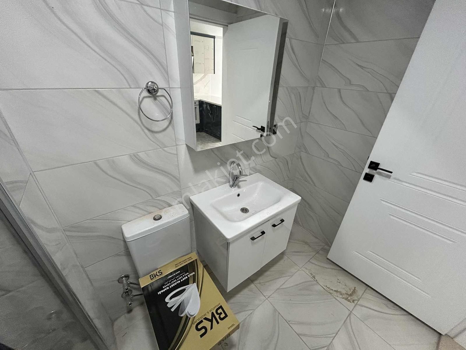 Onmax Bahçelievlerde Satılık 70 M2 1+1 Lüx Kullanışlı Daireler - Görsel 5