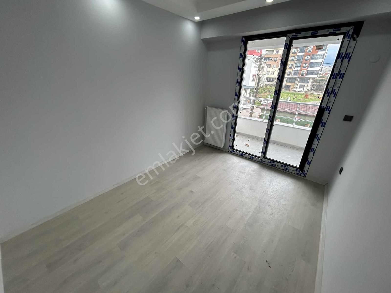 Onmax Bahçelievlerde Satılık 70 M2 1+1 Lüx Kullanışlı Daireler - Görsel 16