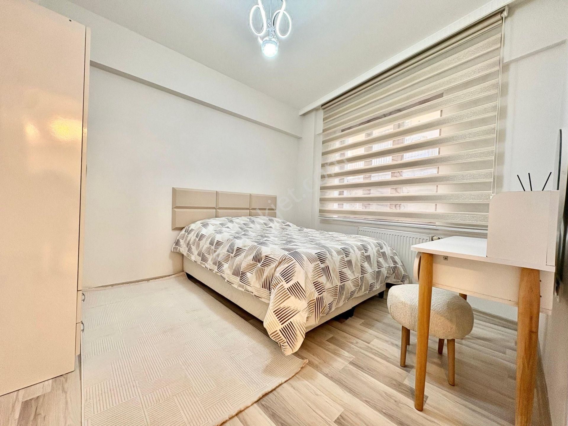 Fesleğen Mahallesinde Forum Çamlığa Yürüme Mesafesinde Full Eşyalı 1+1 Apart A173 - Görsel 8