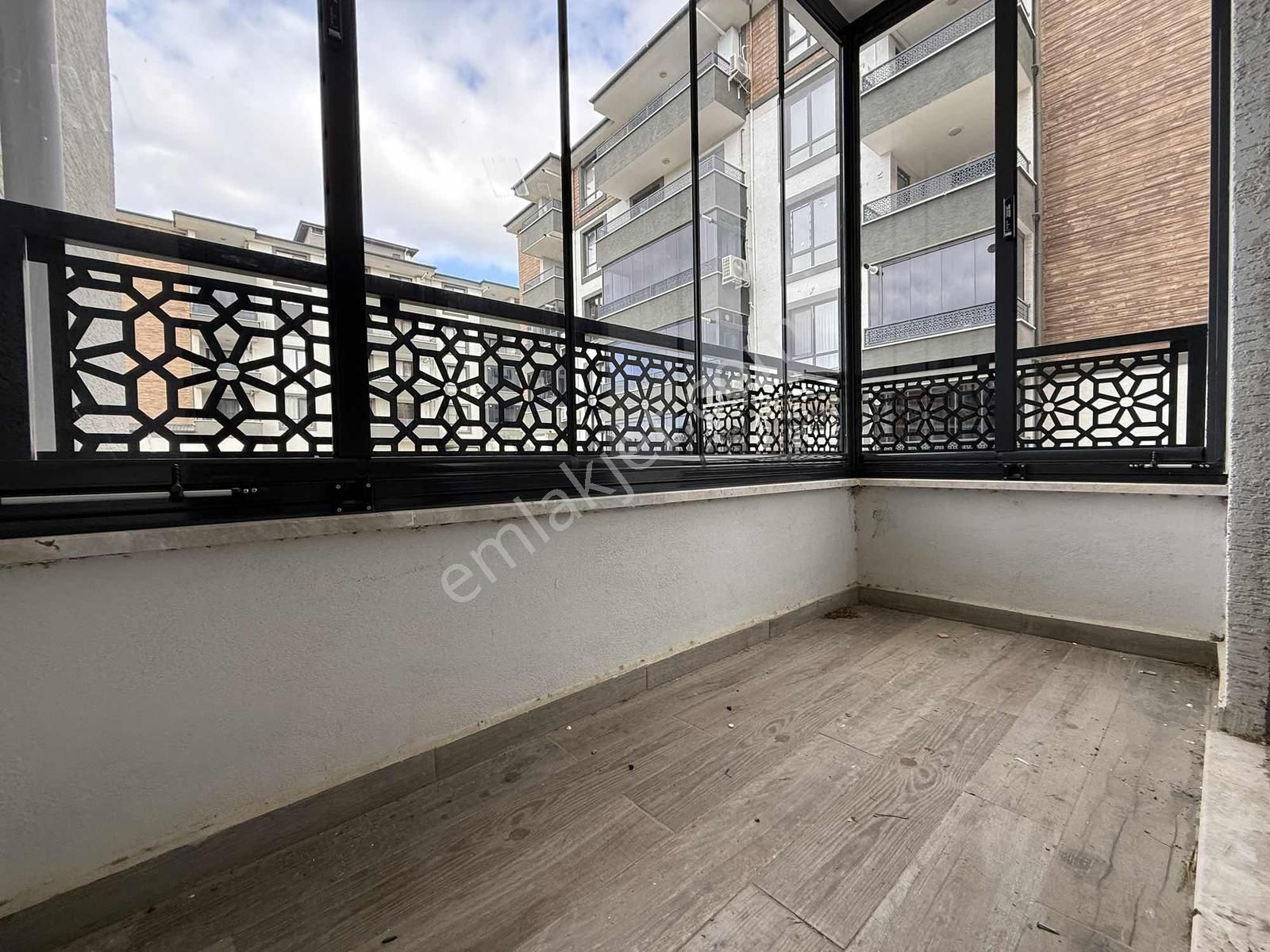 Onmax Burhaniye Ören'de Satılık 2+1 100 M2 Doğalgazlı Daire - Görsel 18