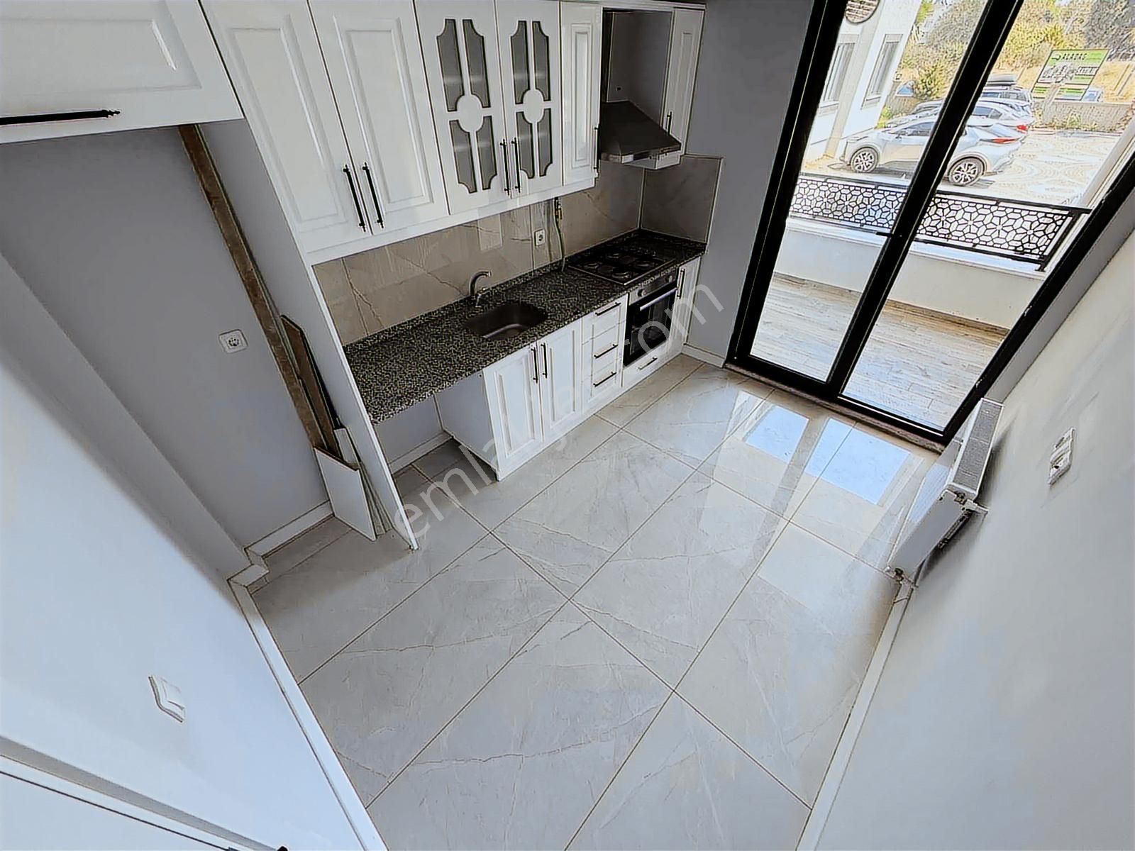 Onmax Burhaniye Ören'de Satılık 2+1 100 M2 Doğalgazlı Daire - Görsel 13