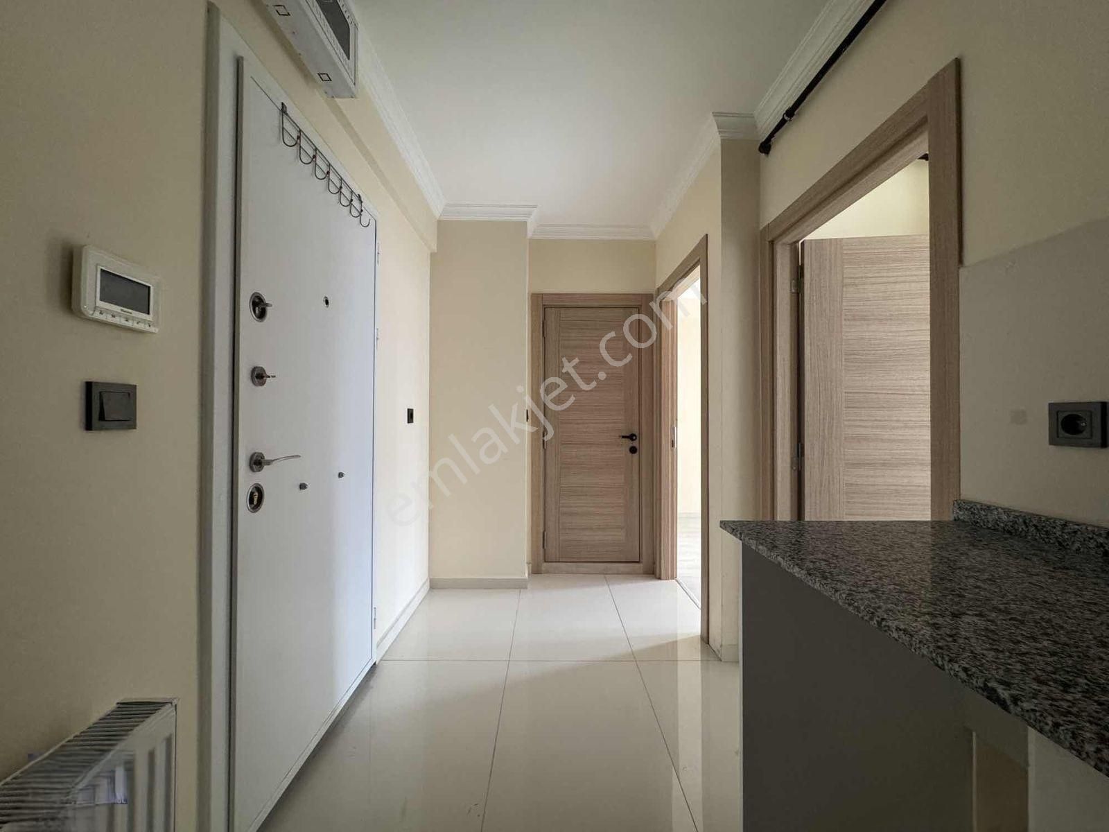 Akademi'den Çamlıca'da Ara Kat Asansörlü 1+1 Satılık Daire - Görsel 7