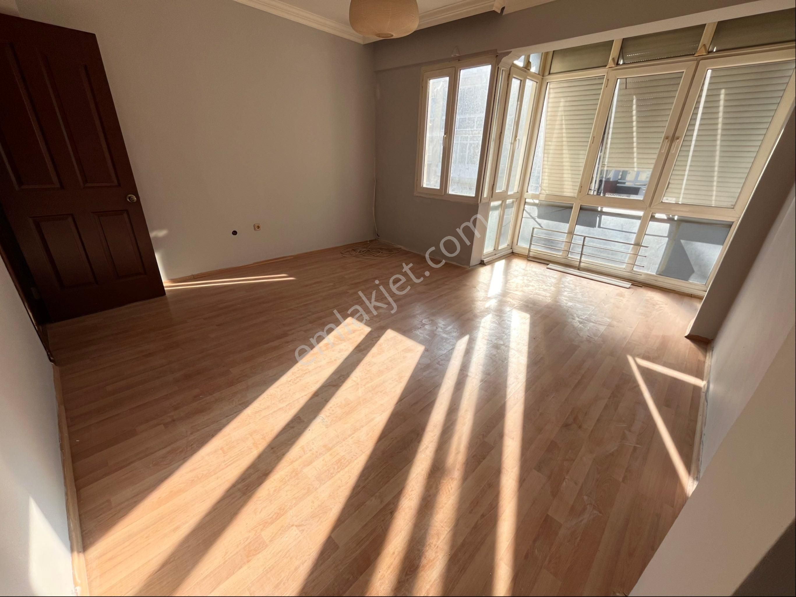 Hatay Askeri Hastane Karşısında 2+1 85m2 Temiz Bakımlı - Görsel 4