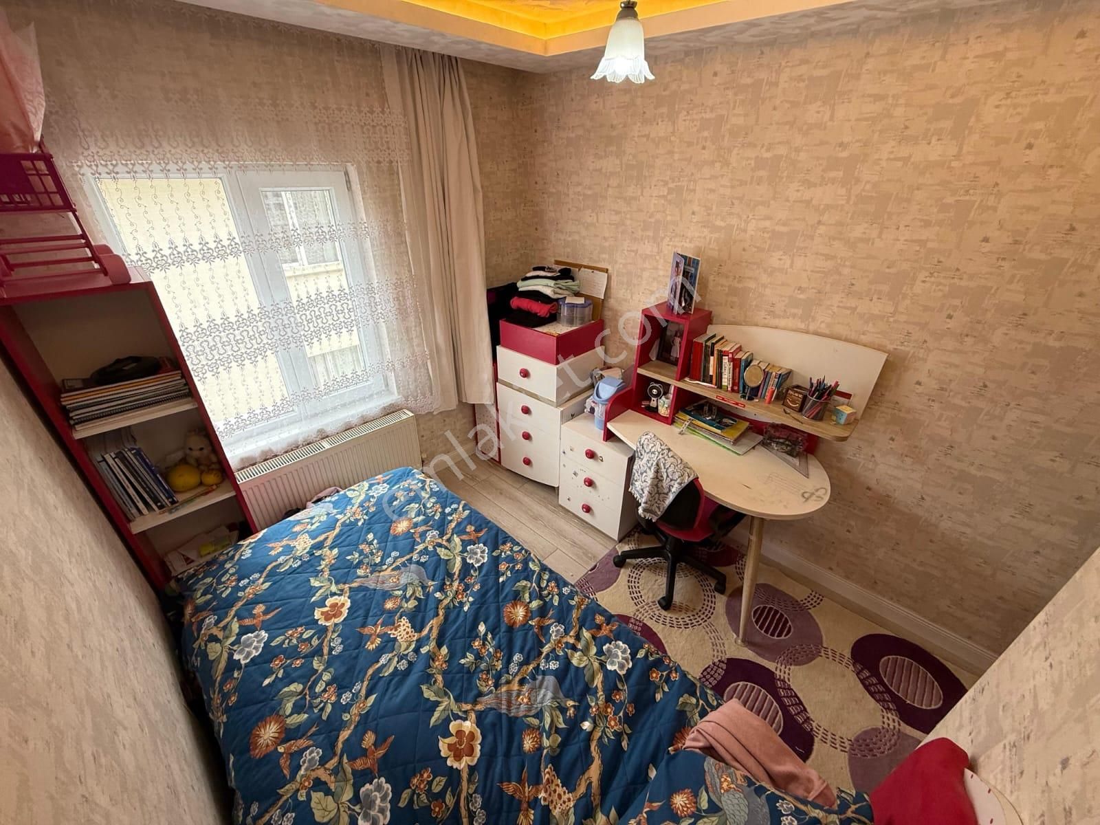 Sarıkamış Mahallesinde Ultra Lüks Yapılı Geniş M2 Katta 4+1 - Görsel 17