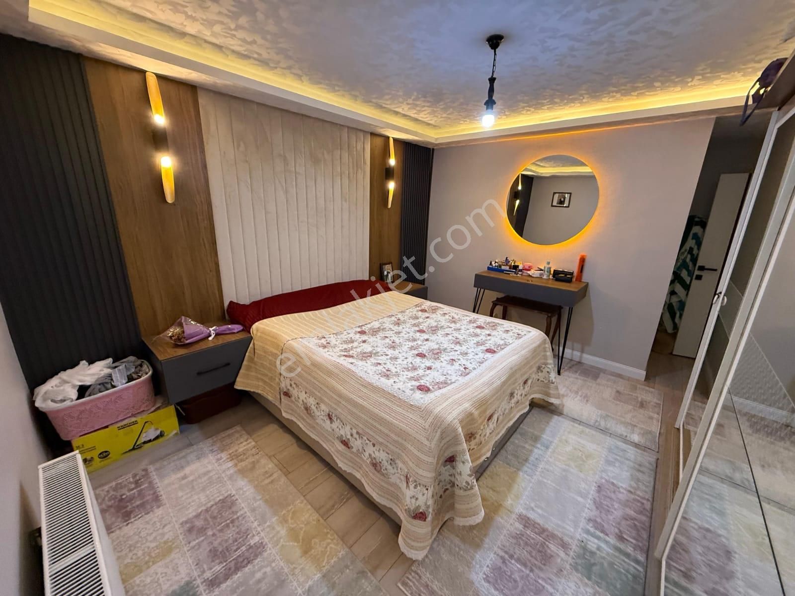 Sarıkamış Mahallesinde Ultra Lüks Yapılı Geniş M2 Katta 4+1 - Görsel 11