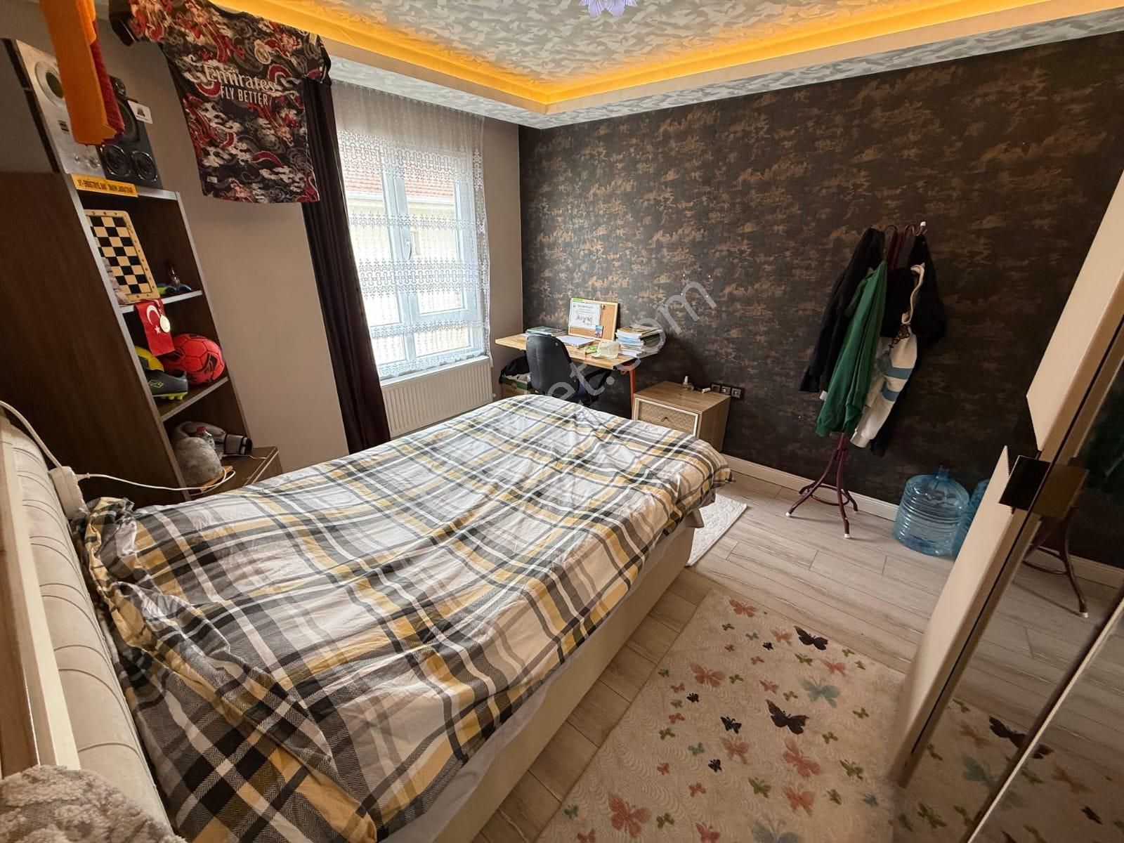 Sarıkamış Mahallesinde Ultra Lüks Yapılı Geniş M2 Katta 4+1 - Görsel 22