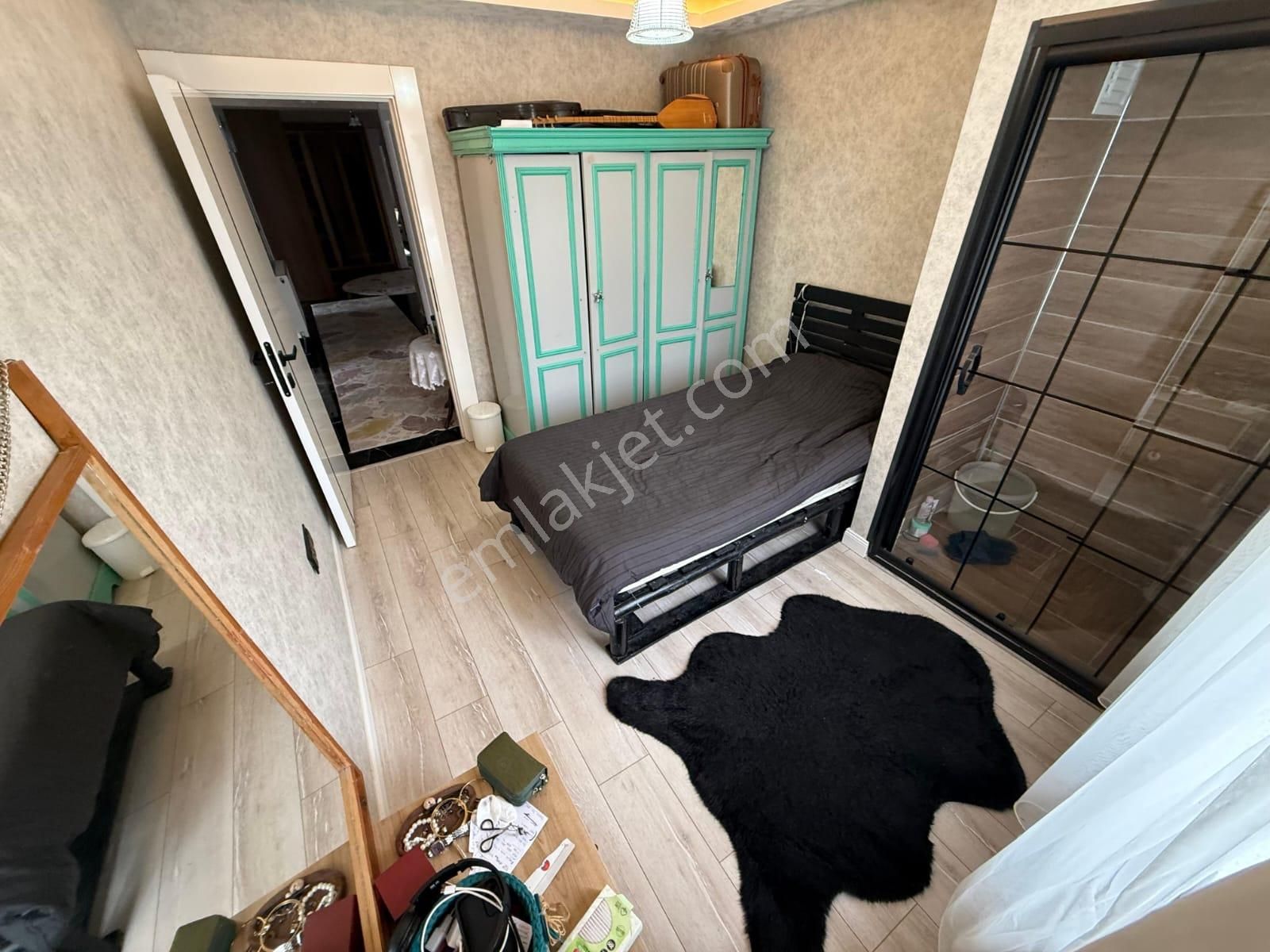 Sarıkamış Mahallesinde Ultra Lüks Yapılı Geniş M2 Katta 4+1 - Görsel 15