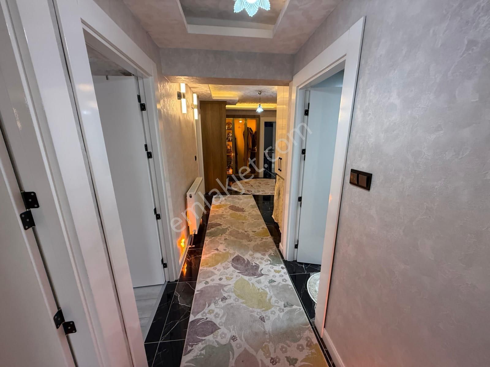 Sarıkamış Mahallesinde Ultra Lüks Yapılı Geniş M2 Katta 4+1 - Görsel 26