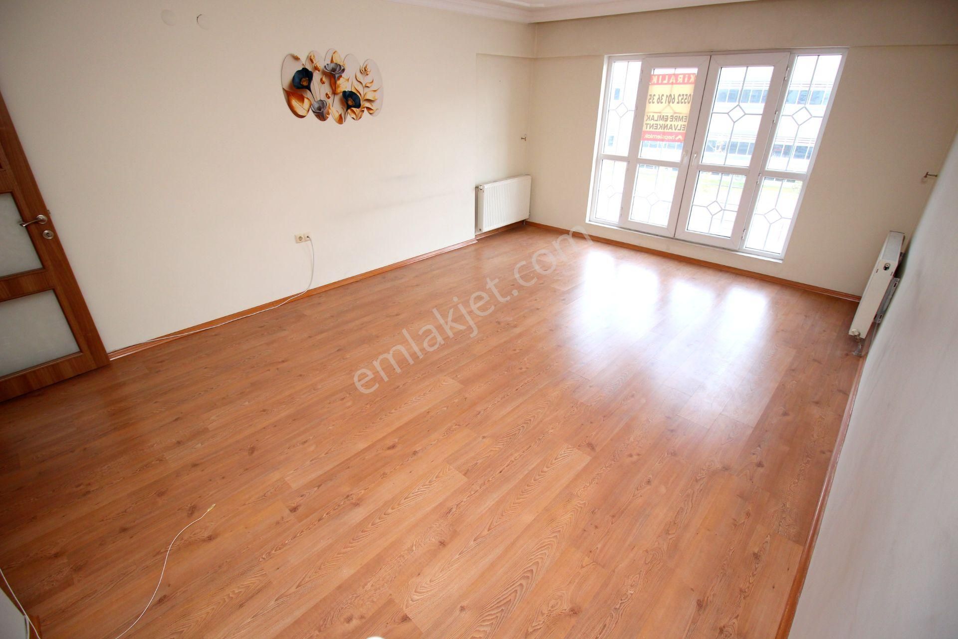 Emre Emlaktan Gökçek Mahallesinde Hastane Karşısında Asansörlü Geniş Kiralık 3+1 Daire - Görsel 8