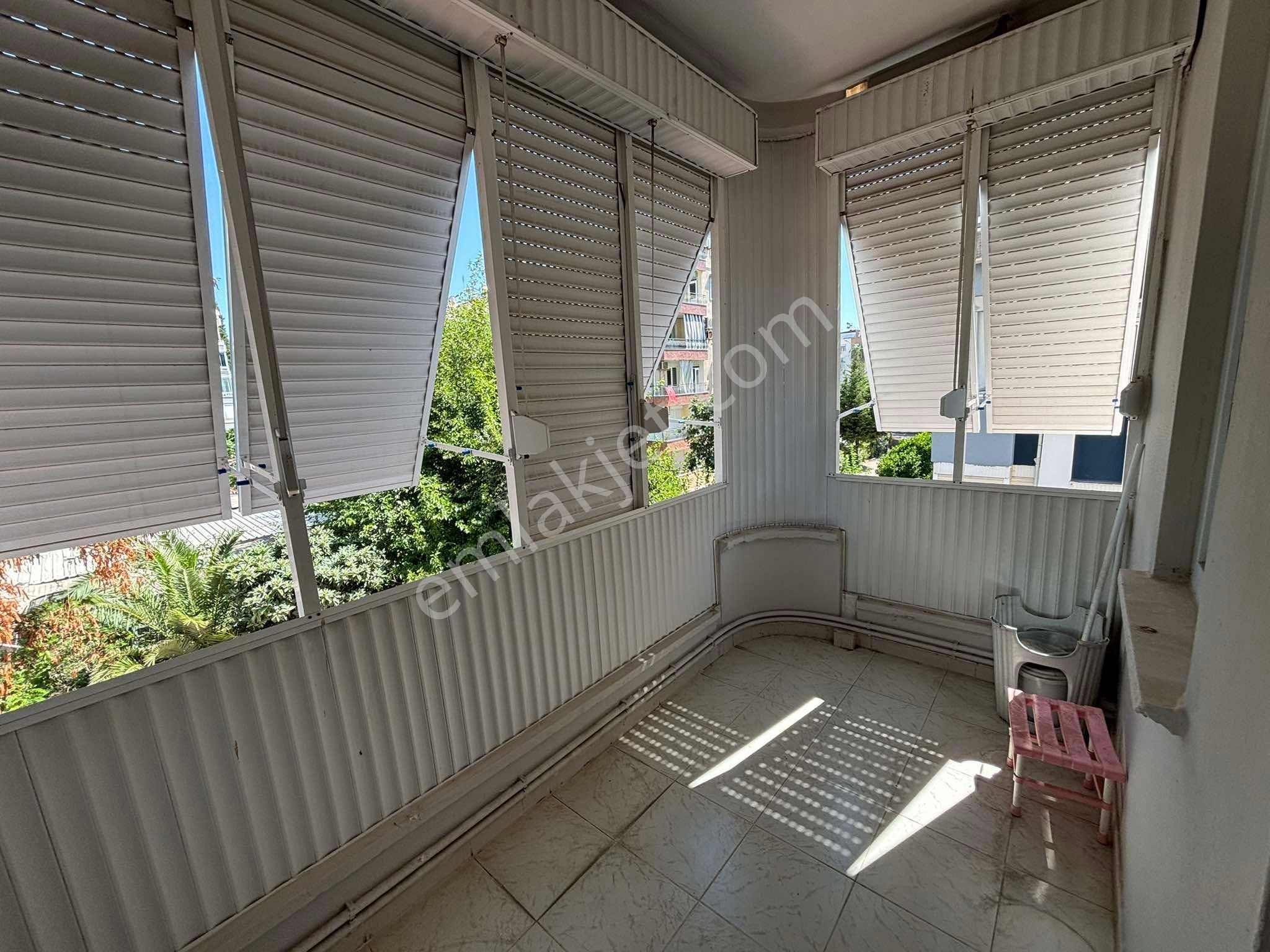 Şafak Emlak Kiralık Şirinyalı'da 3+1 150m2 Ara Kat Doğal Gazlı - Görsel 17