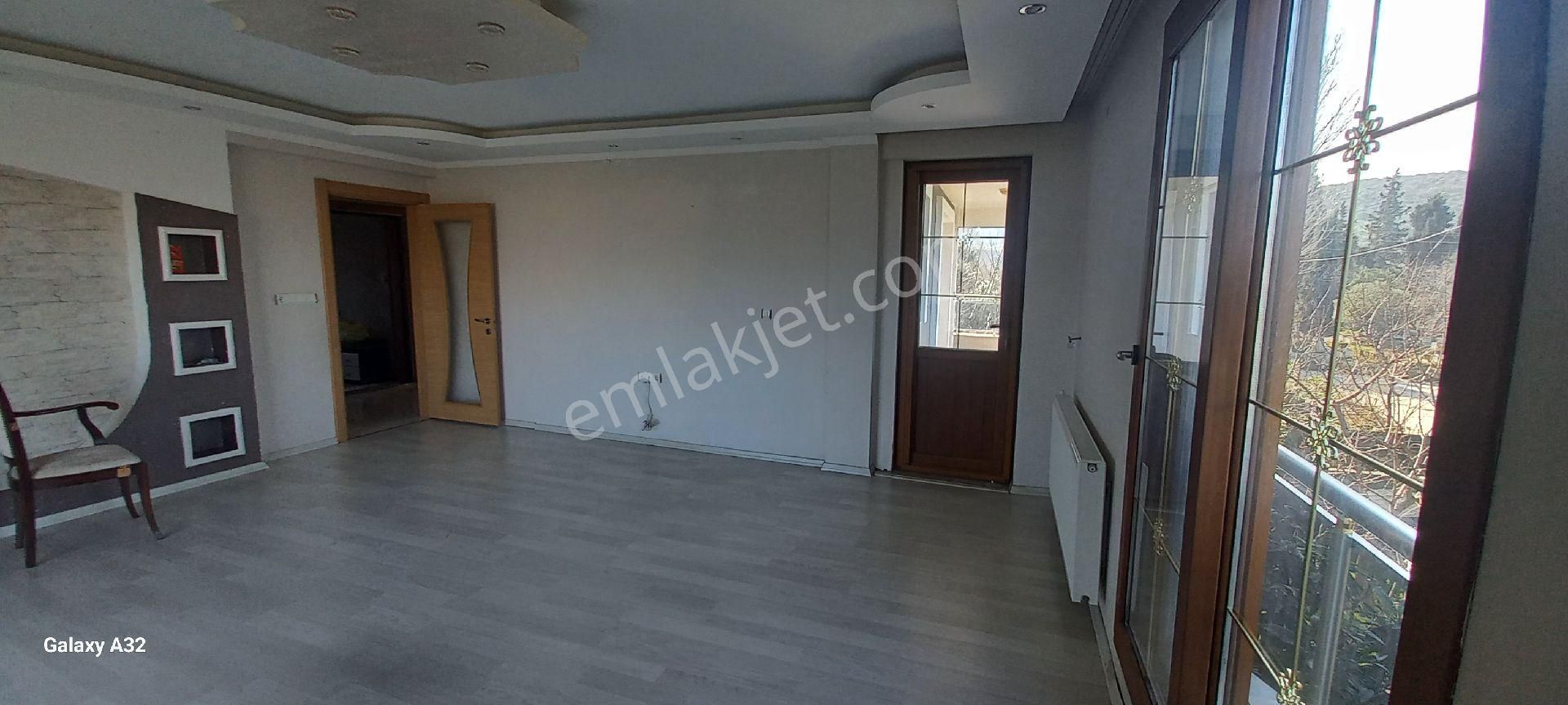 Okkalı Emlak Tan Menemen Emiralem De Kiralık 3+1 Daire - Görsel 8
