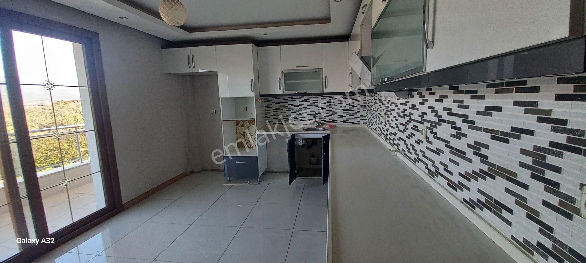 Okkalı Emlak Tan Menemen Emiralem De Kiralık 3+1 Daire - Görsel 26