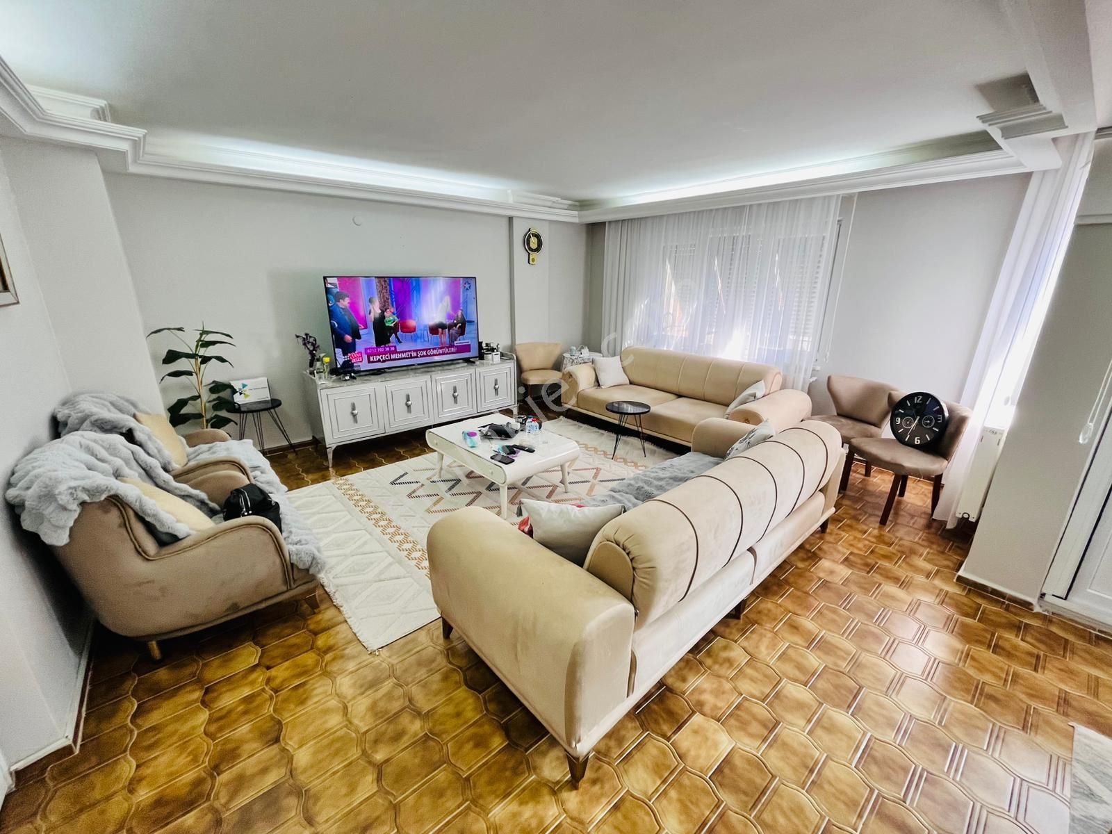 Manisa Şehzadeler Peker Mh’de 3+1 Satılık Daire