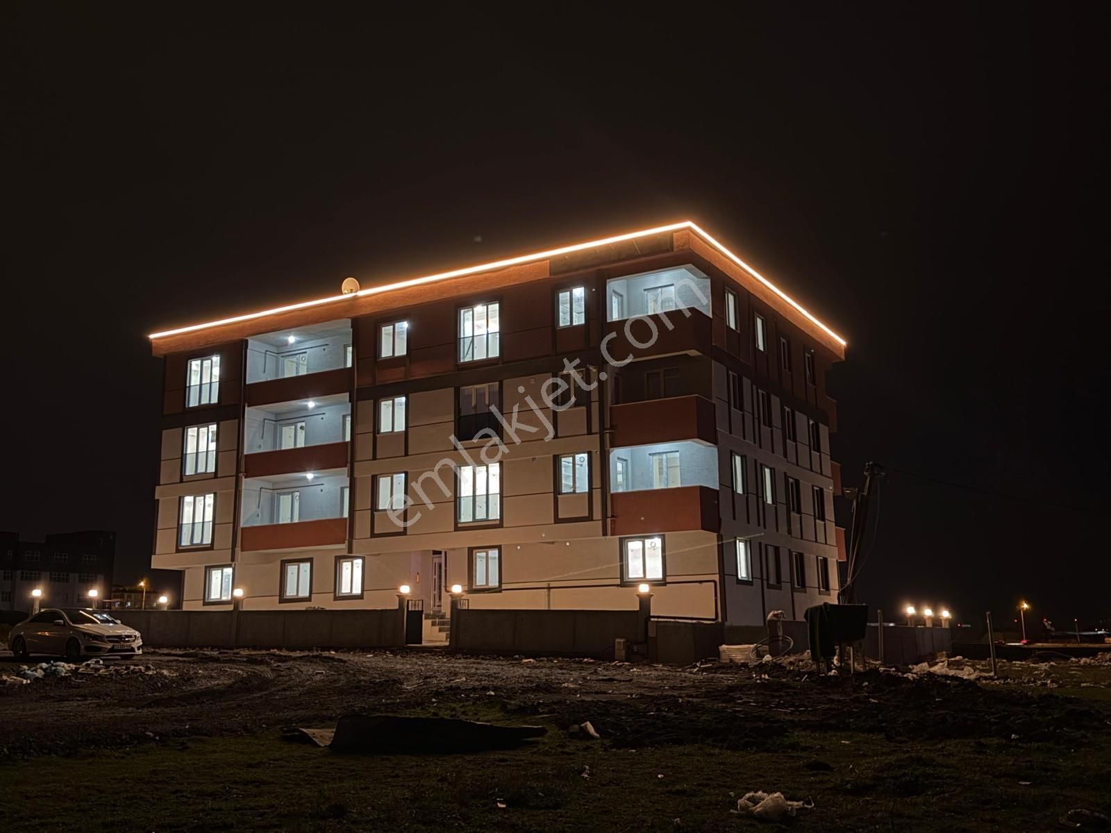 Nm Gayrimenkul'den Çorlu Cumhuriyet Mahallesi Satılık 2+1 Daire