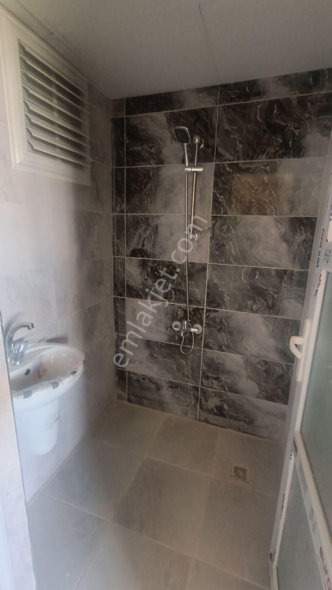 Osmangazi Mahallesinde Site İçerisinde 3+1 Kapalı Mutfak Satılık Daire - Görsel 27