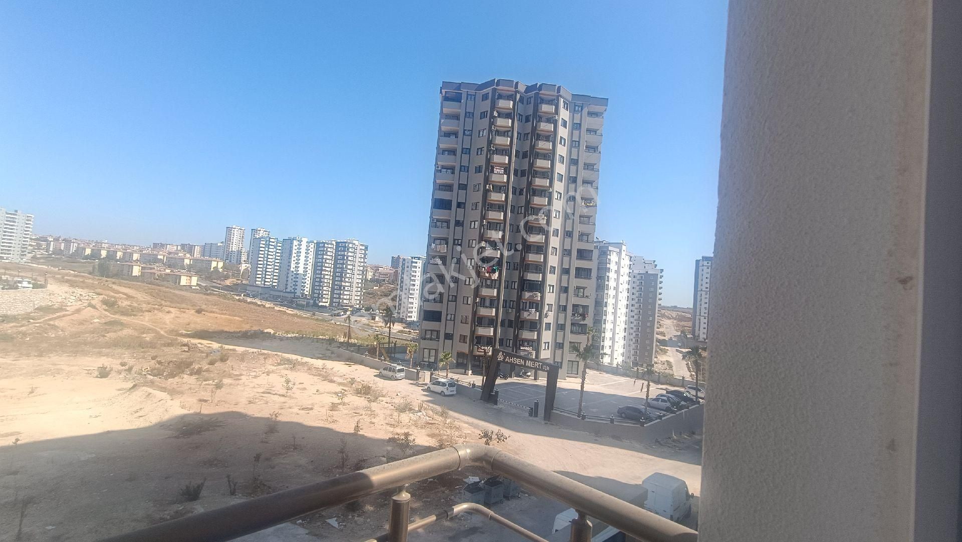 Osmangazi Mahallesinde Site İçerisinde 3+1 Kapalı Mutfak Satılık Daire - Görsel 32