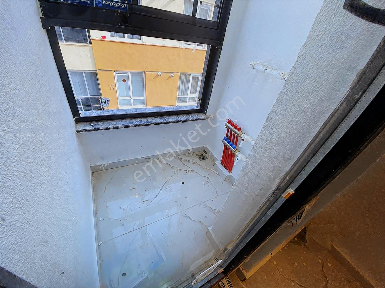 Zincirlikuyu Sınırı İsmet İnönü-2 Yakını Ultra Lux Balkonlu 2+0 - Görsel 14