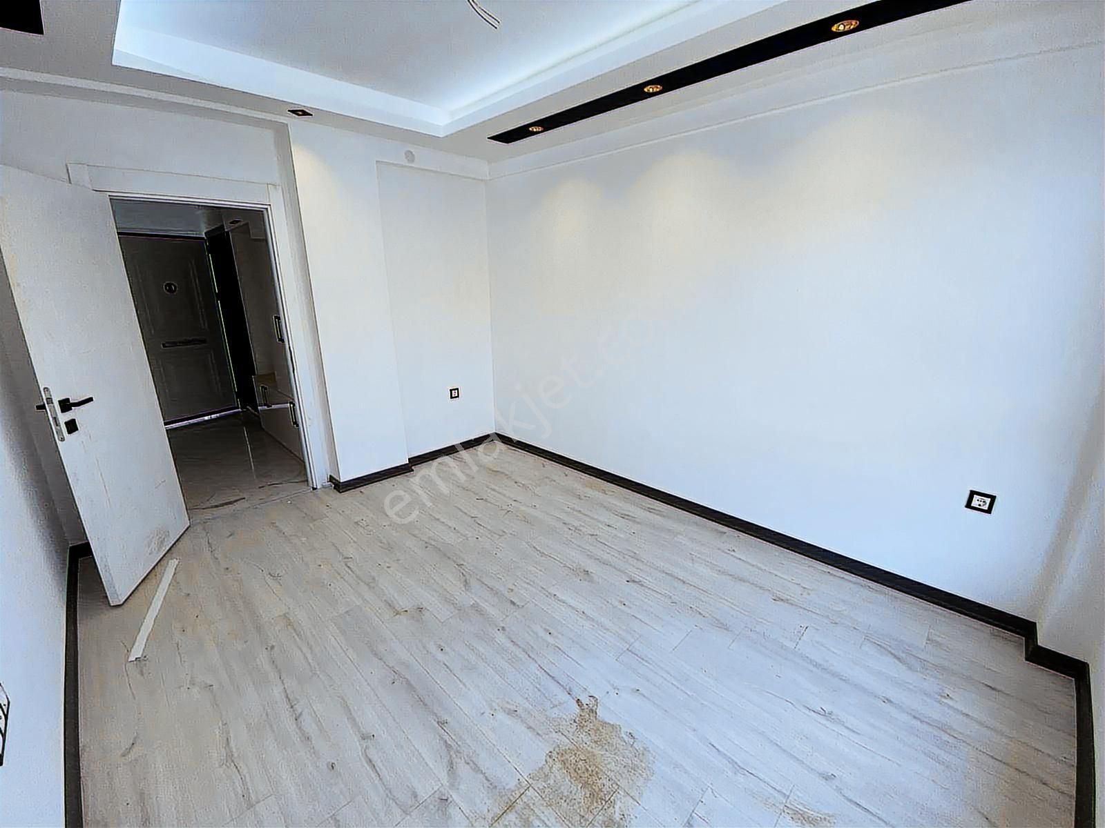 Zincirlikuyu Sınırı İsmet İnönü-2 Yakını Ultra Lux Balkonlu 2+0 - Görsel 8