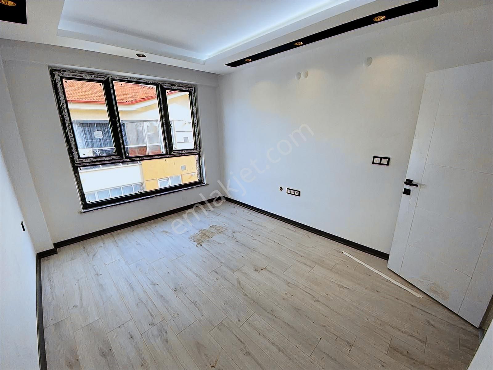 Zincirlikuyu Sınırı İsmet İnönü-2 Yakını Ultra Lux Balkonlu 2+0 - Görsel 15