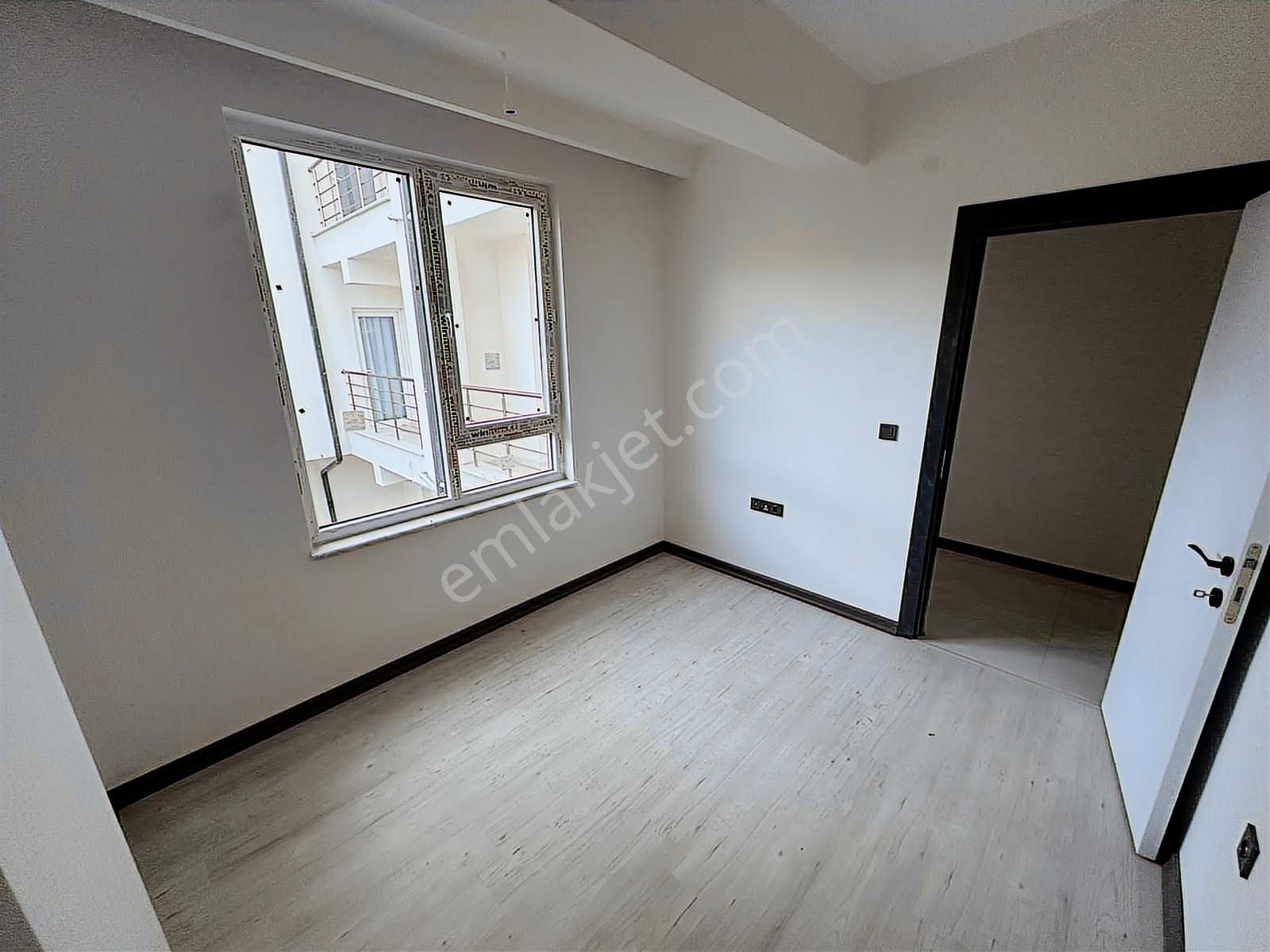 Çamlıca'da Yüksek Kredi Özel Garaj Yerden Isıtma Lux Fırsat 2+1 - Görsel 7