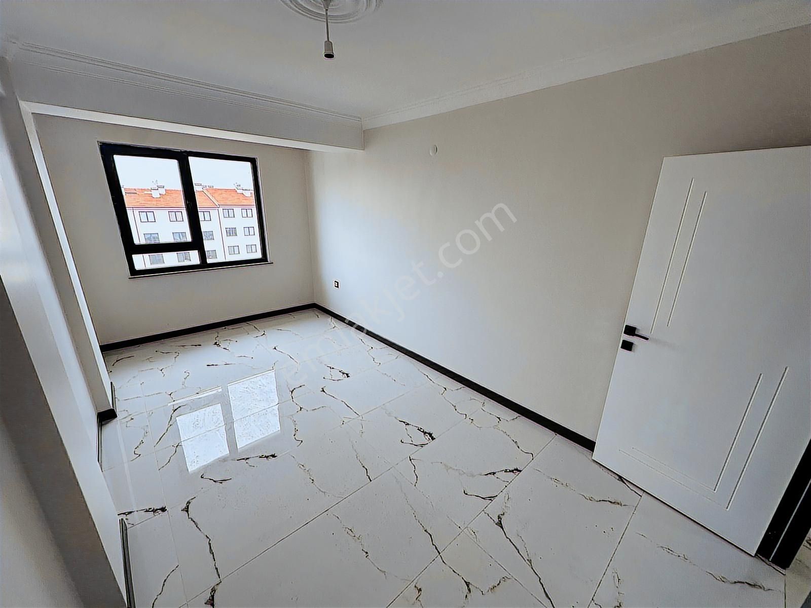 Tapuya İşli Özel Garaj Ebeveyn Banyo Ultra Lux Geniş Ferah 2+1 - Görsel 11