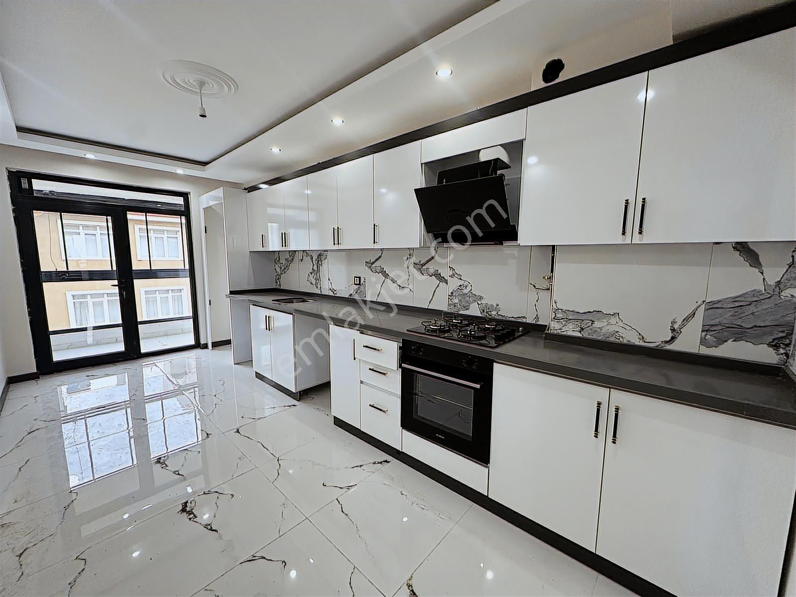 Tapuya İşli Özel Garaj Ebeveyn Banyo Ultra Lux Geniş Ferah 2+1 - Görsel 14
