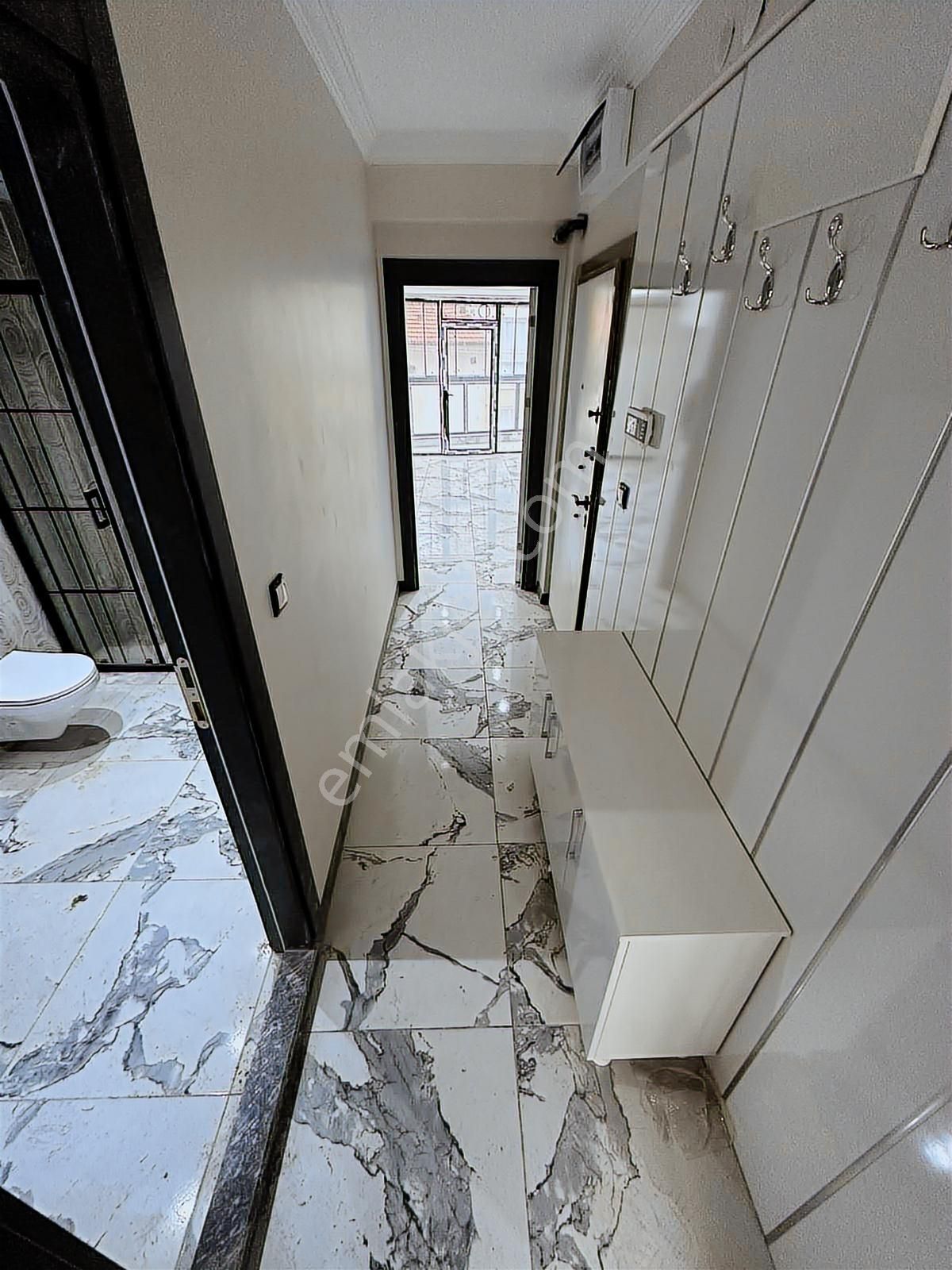 Şirintepe'de Cuma Ve İletişim Kapısı Yakını Balkonlu Lux 1+1 - Görsel 10