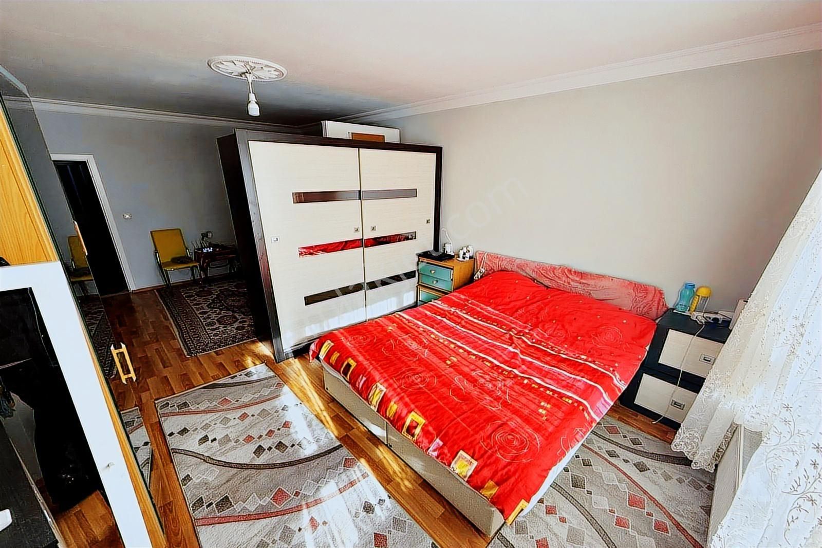 Ufuk Özdemir'den Dutluk Göbek'te 6+2 Asansörlü Güney Batı Cephe - Görsel 24