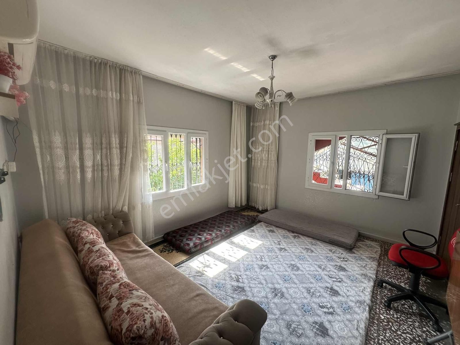 Adana Seyhan İbo Osman'da 2 Katlı Teraslı 2+1 Bahçeli Ev - Görsel 13