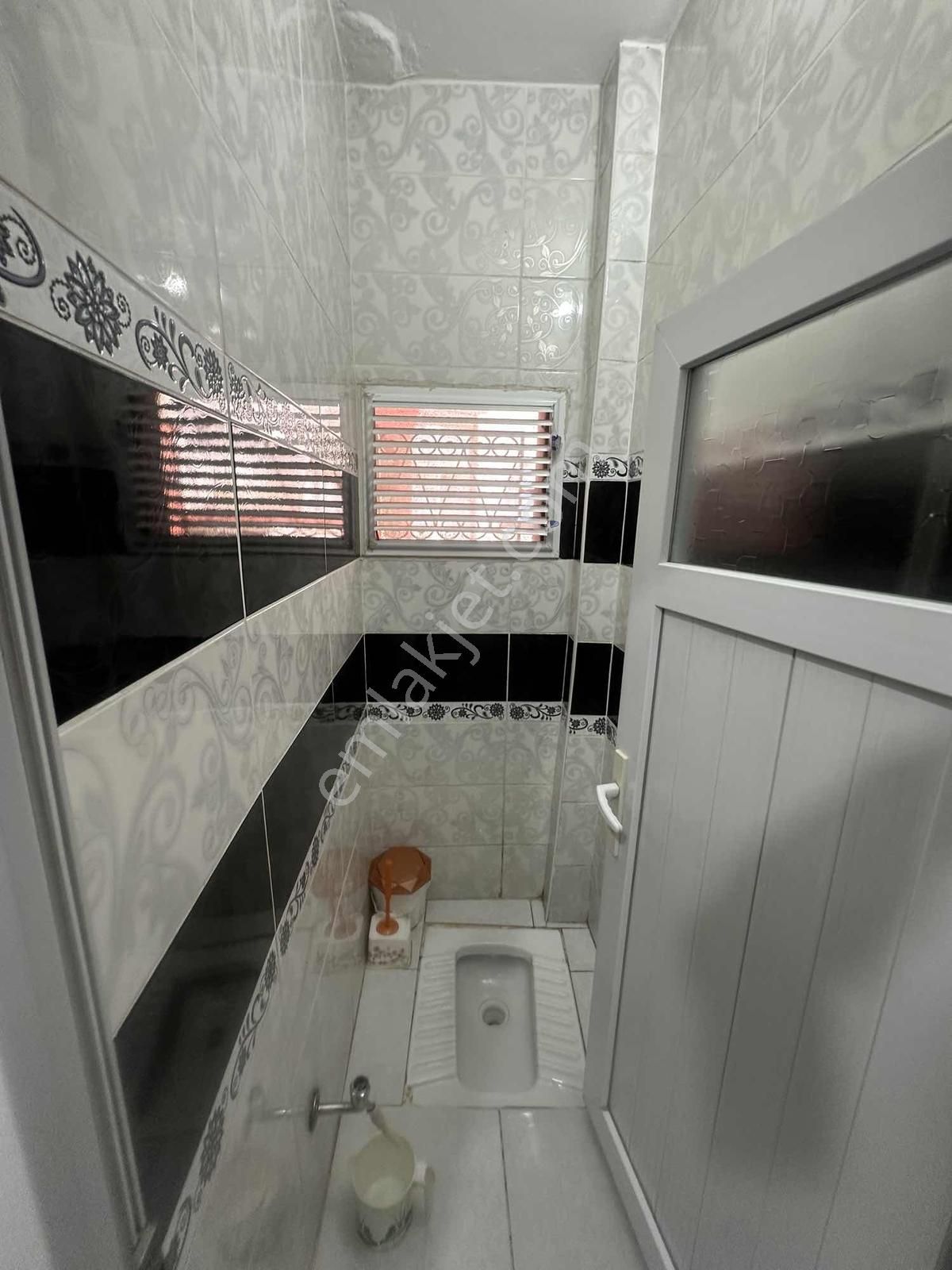 Adana Seyhan İbo Osman'da 2 Katlı Teraslı 2+1 Bahçeli Ev - Görsel 19