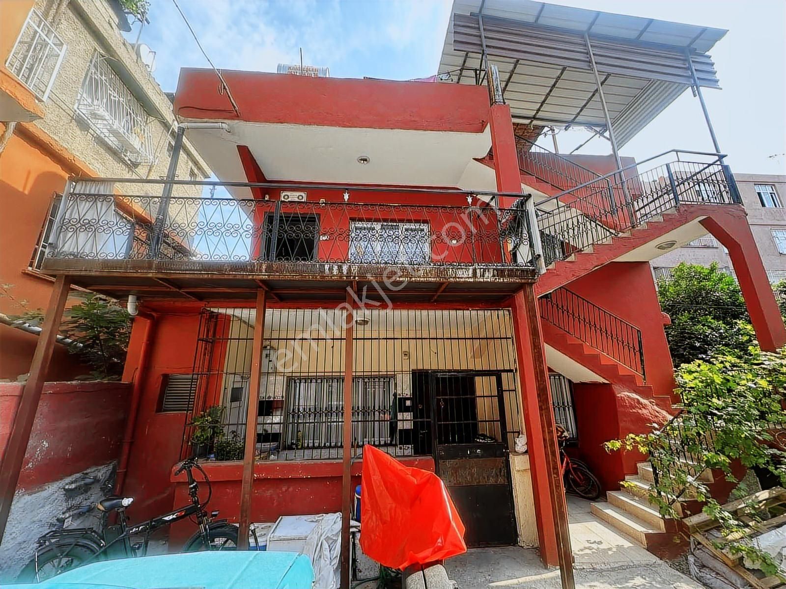 Adana Seyhan İbo Osman'da 2 Katlı Teraslı 2+1 Bahçeli Ev - Görsel 11