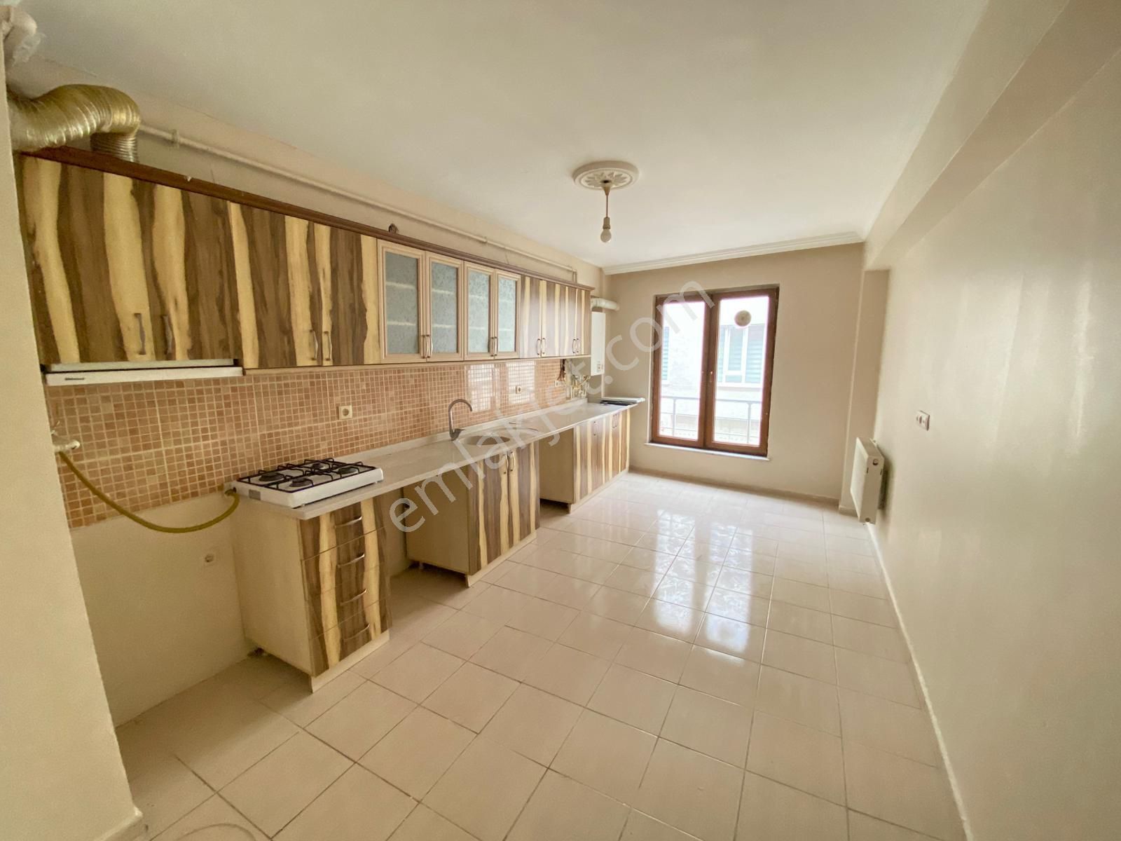 Elmas Emlaktan Büyükderede Kiralık 3+1 - Görsel 3