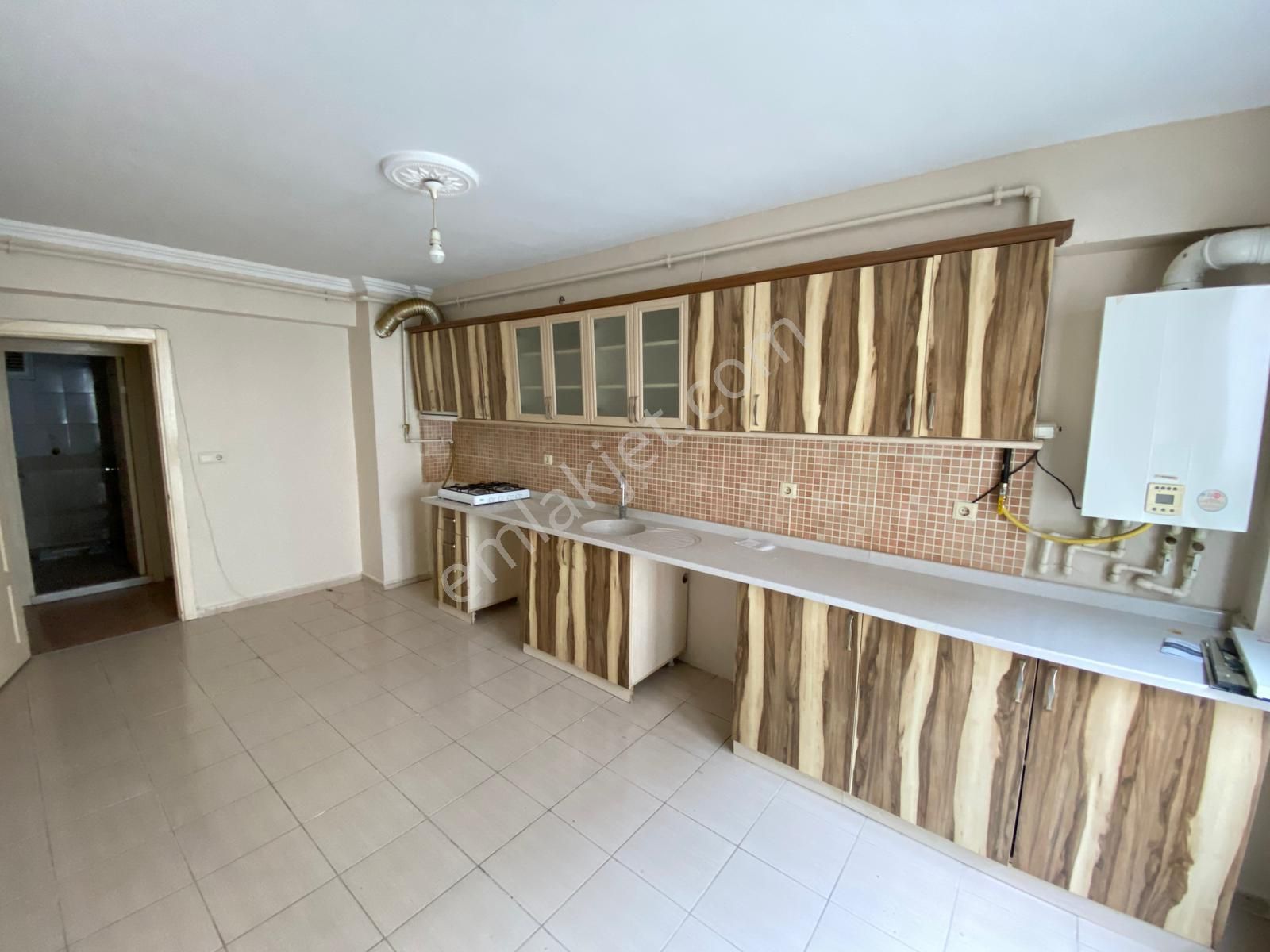 Elmas Emlaktan Büyükderede Kiralık 3+1 - Görsel 4